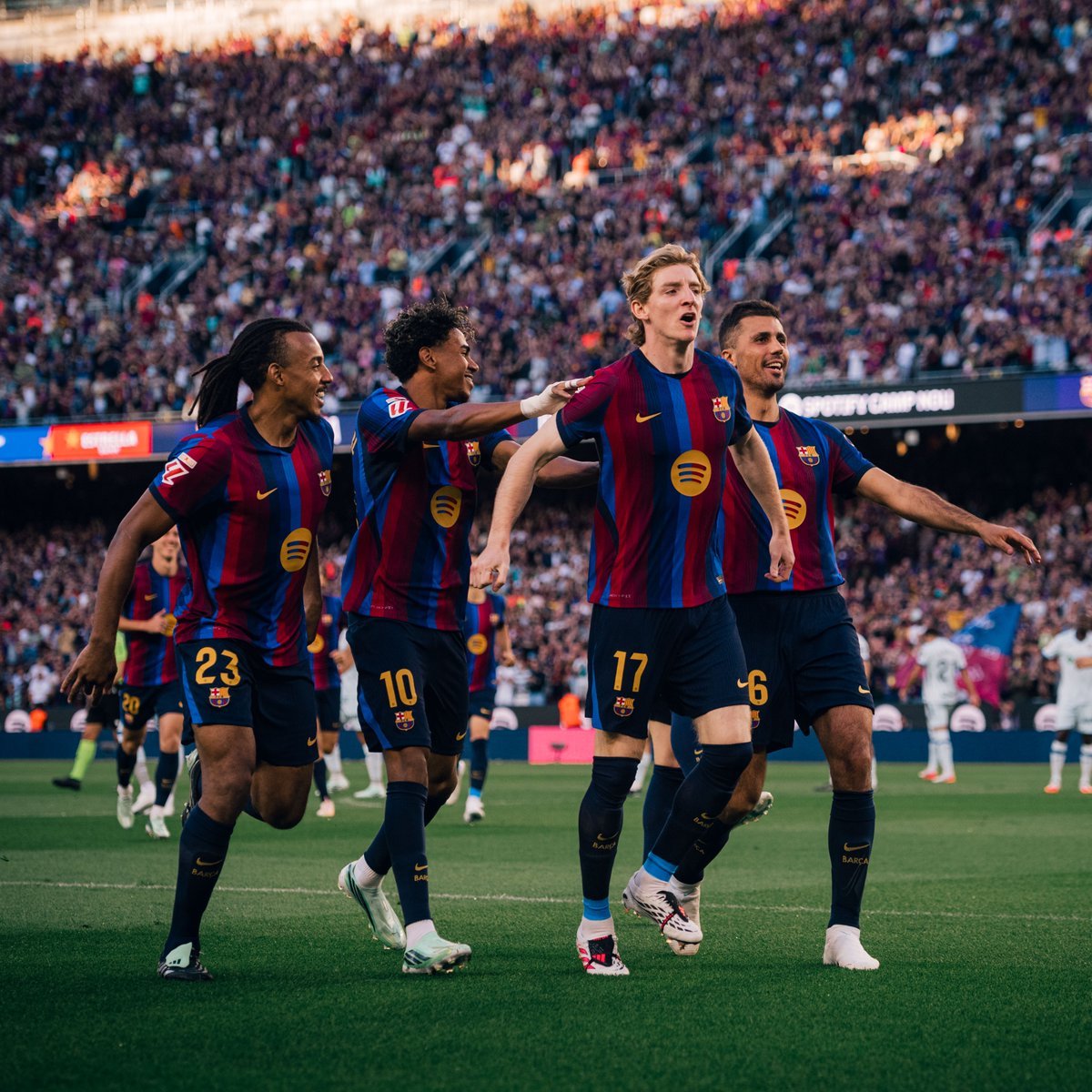 برشلونة يواصل انطلاقته المثالية بثلاثية أمام خيتافي ويعزز صدارته لليجا