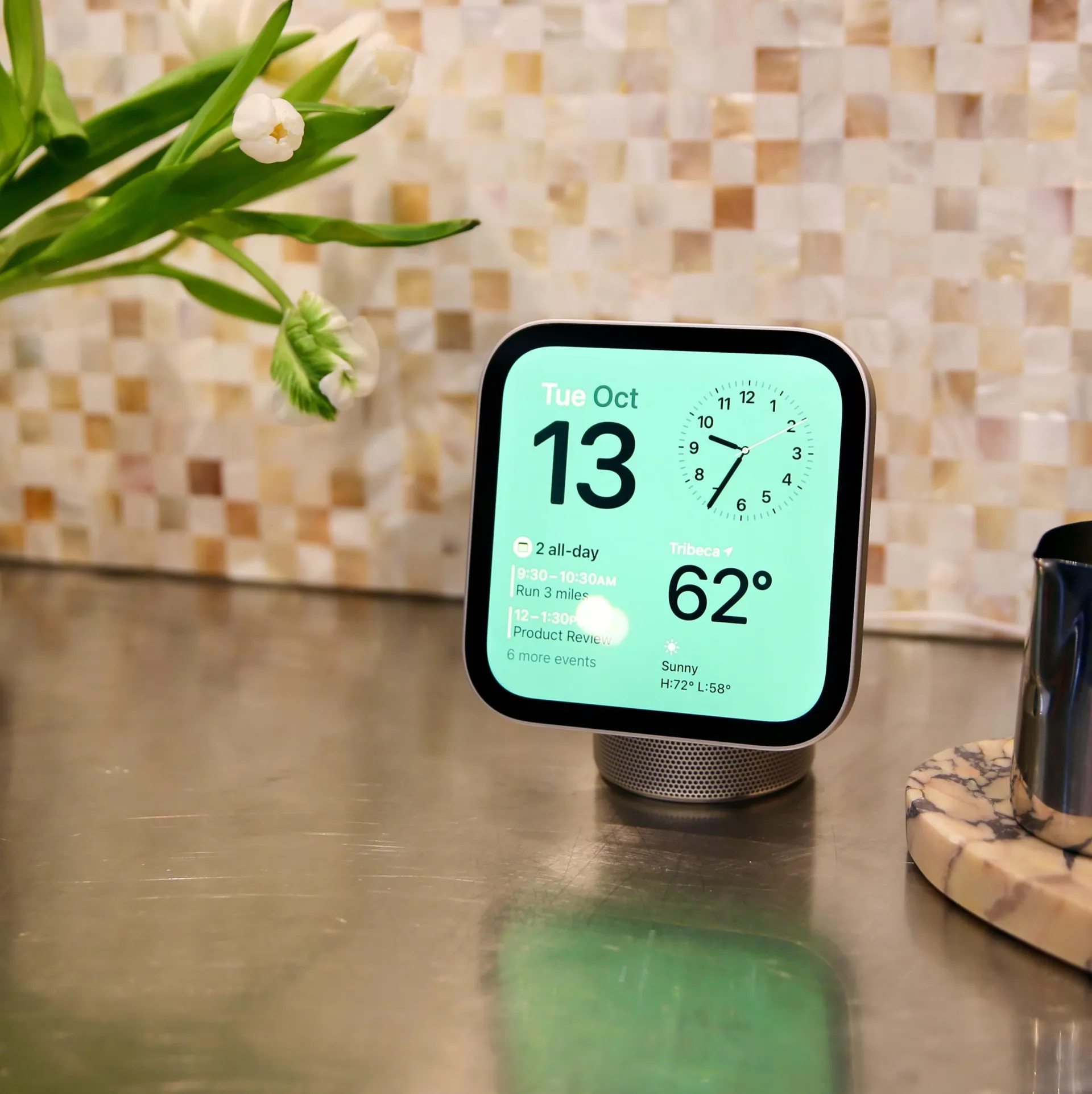 "أبل" تراهن على شاشة HomeView لتبسيط خدمات المنزل الذكي