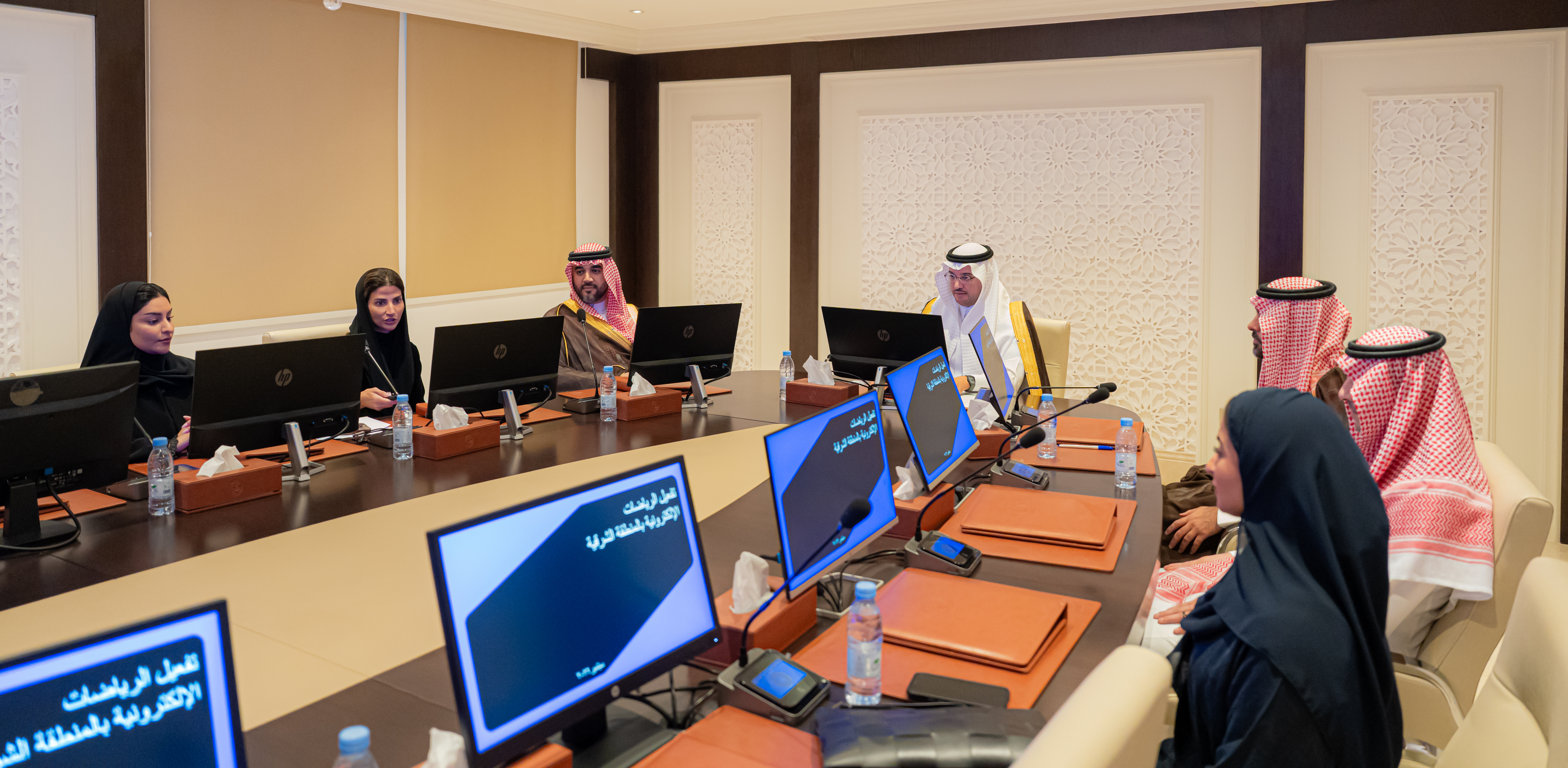محافظ الأحساء يستقبل وفد الاتحاد السعودي للرياضات الإلكترونية