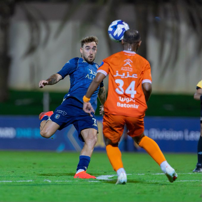 العلا في الصدارة والجبلين ثانيًا بعد الجولة الثامنة من دوري الأولى