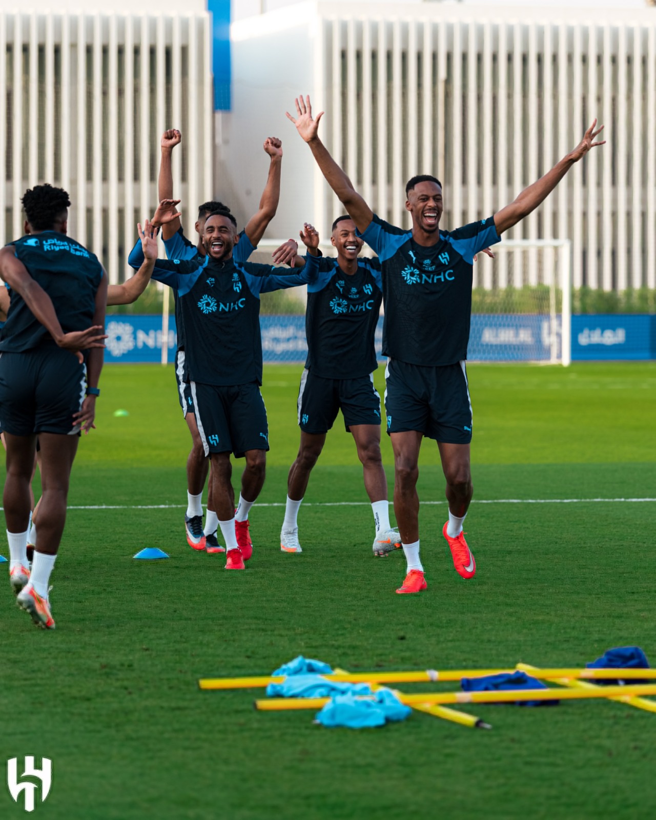 الهلال يتسلح بالتاريخ في مواجهة الشمال القطري