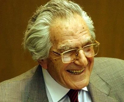 لبنان يشيع غسان تويني الذي رحل  أمس عن «86» عاما