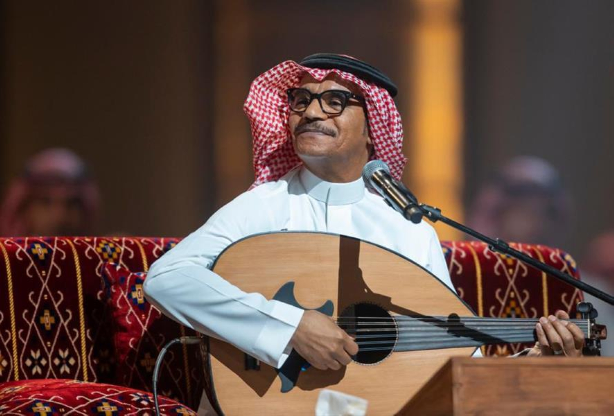 "صقر الأغنية" وتهاني السلطان يشعلان أجواء عيد الرياض