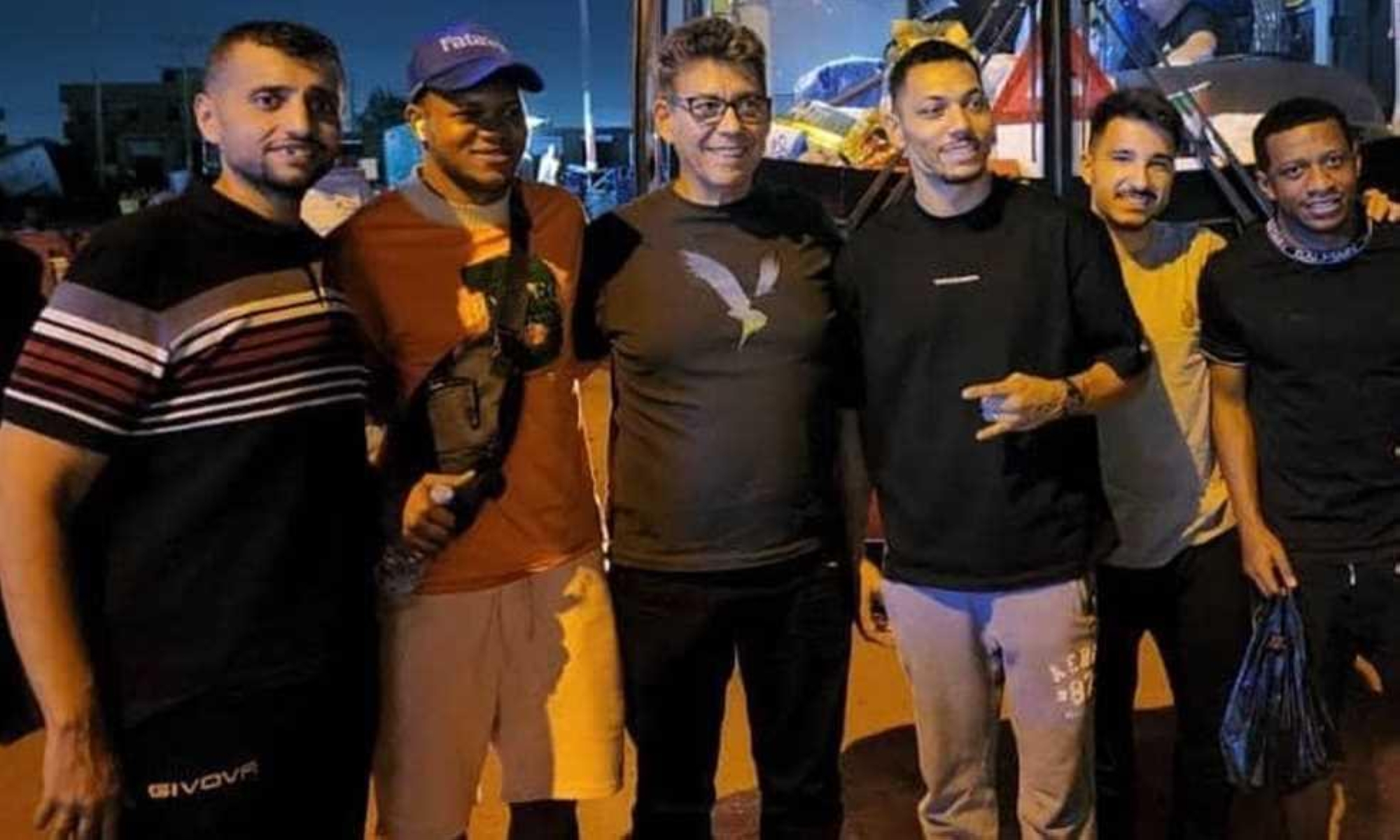 إجلاء الجهازين الفنيين للهلال والمريخ بسبب الأحداث في السودان