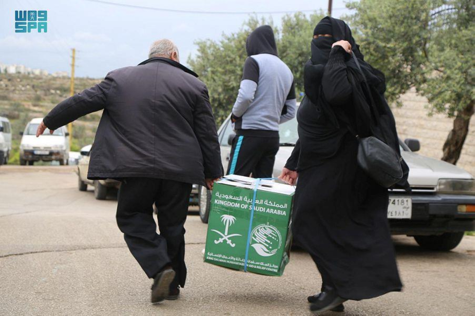 "سلمان للإغاثة" يختتم مشروع توزيع السلال الغذائية للاجئين في لبنان