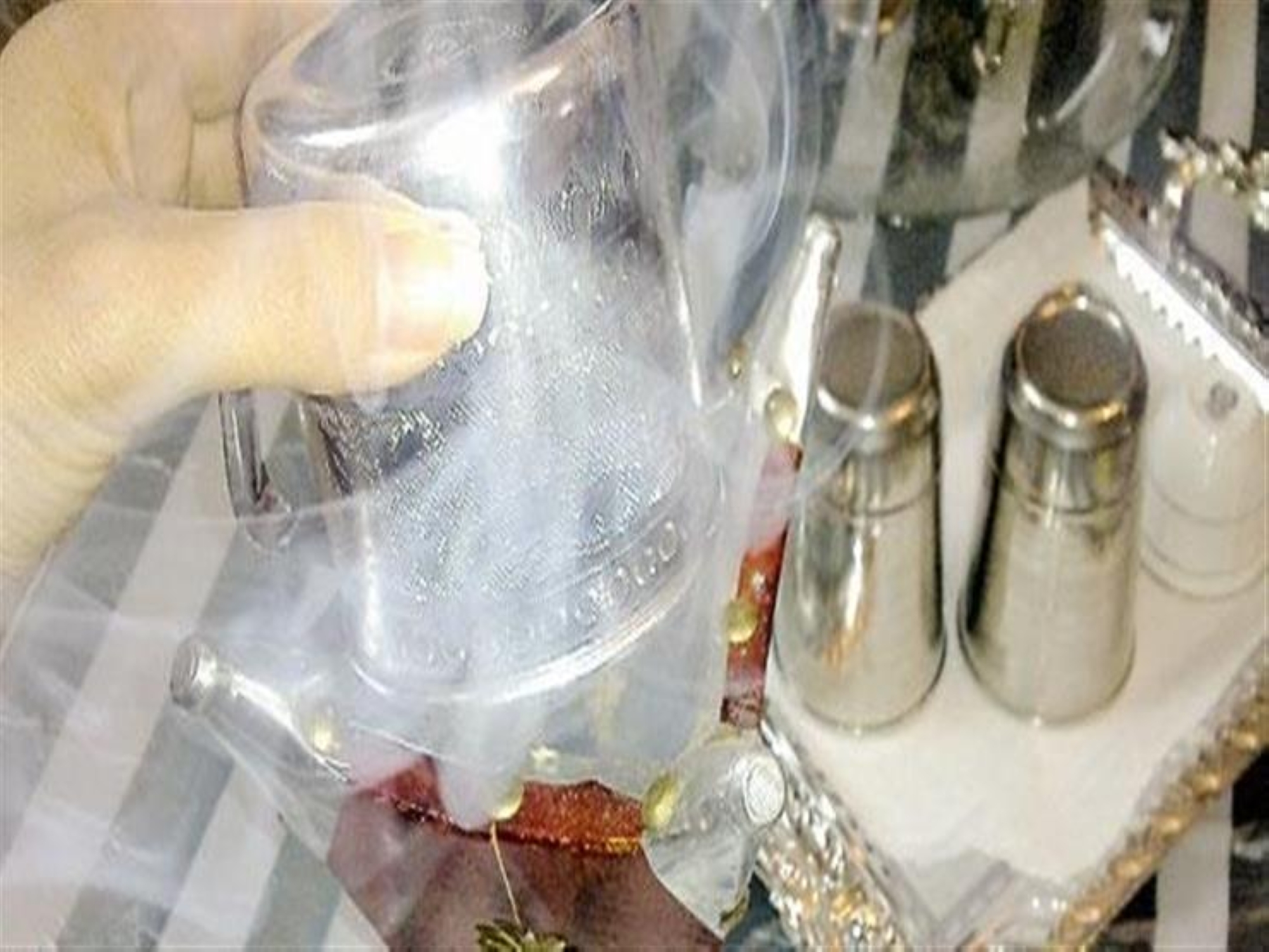 تبخير الأواني.. عادة رمضانية في جازان يحذر الطبّ من أضرارها