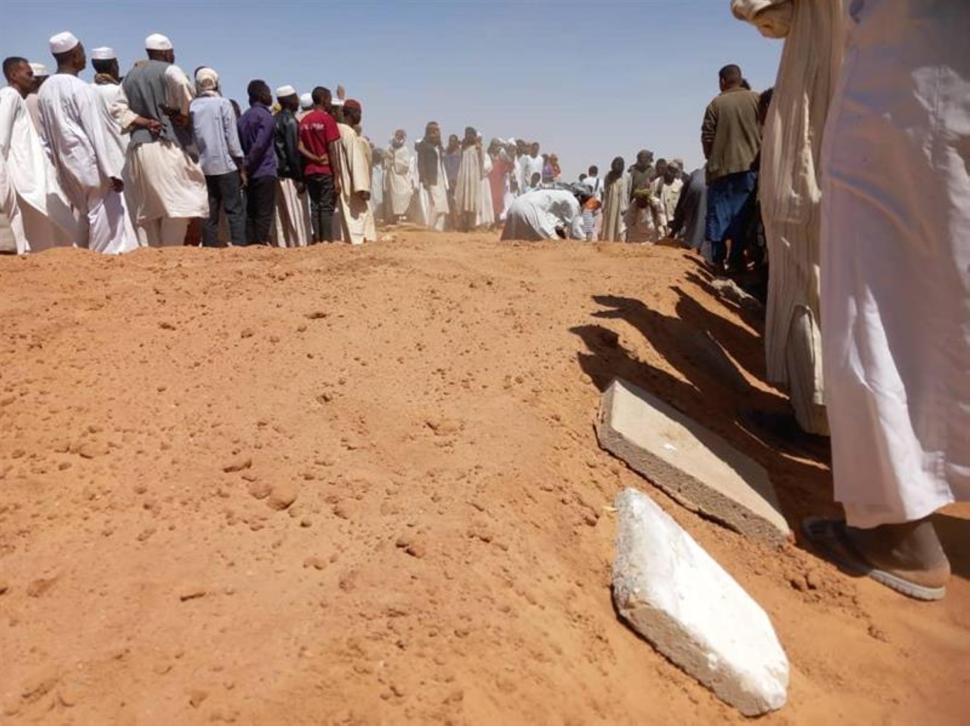 السودان: ارتفاع  ضحايا انهيار منجم تركمان إلى 14 قتيلاً