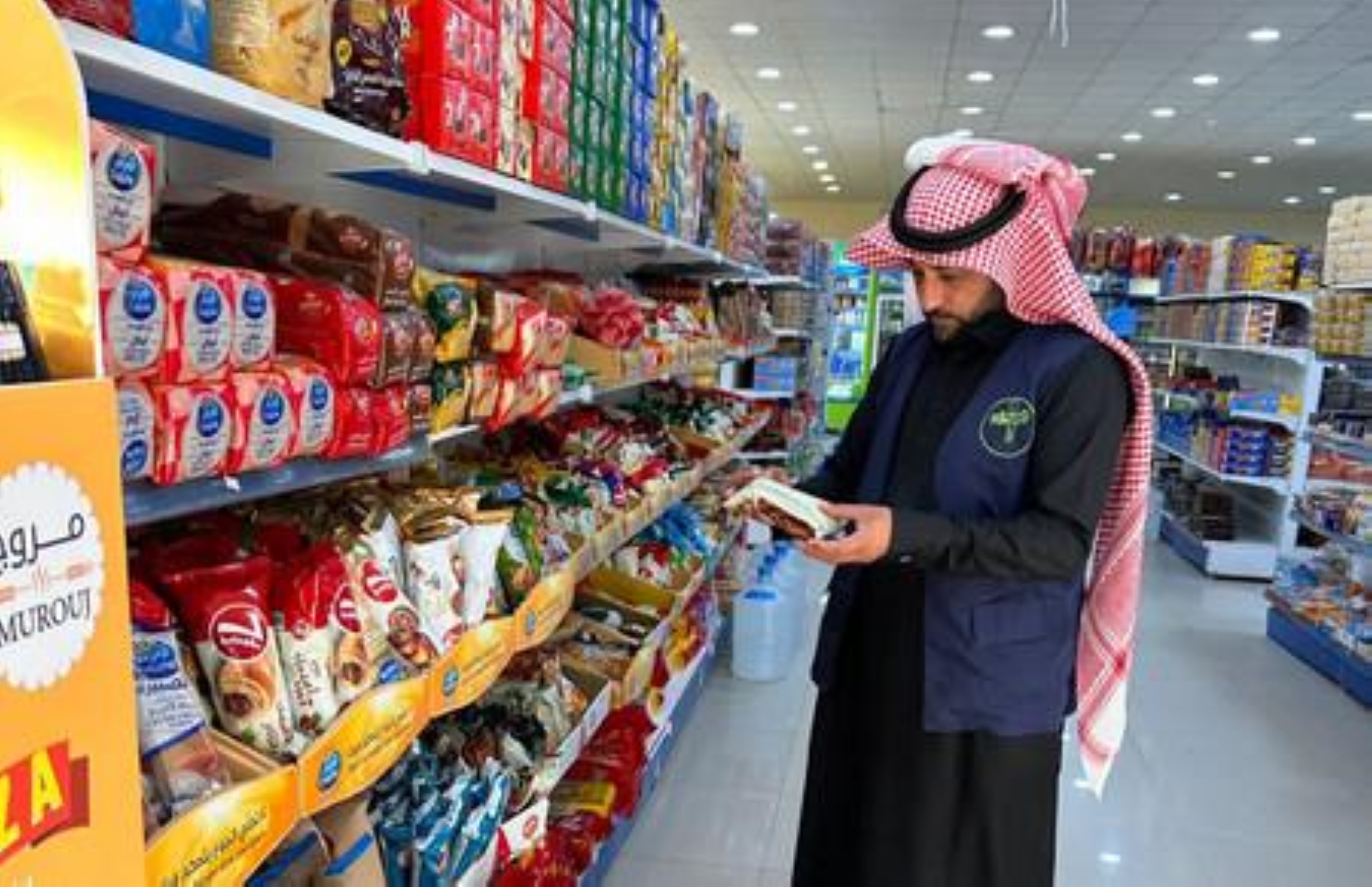 لمخالفات "صحية".. إنذار "35 منشأة" بالجوف