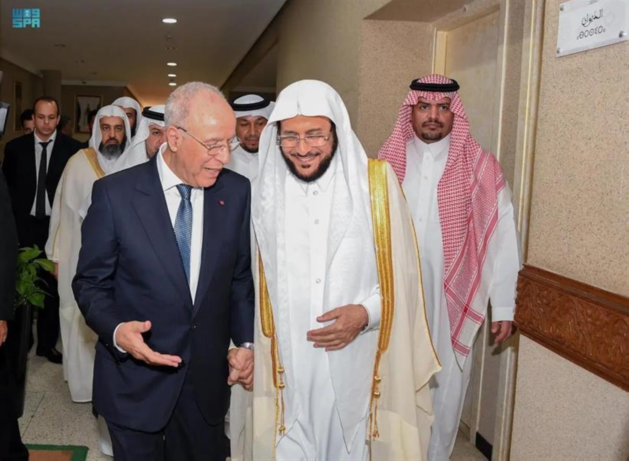 وزير الشؤون الإسلامية يبحث مع نظيره المغربي أوجه التعاون في المجالات التي تخدم العمل الإسلامي