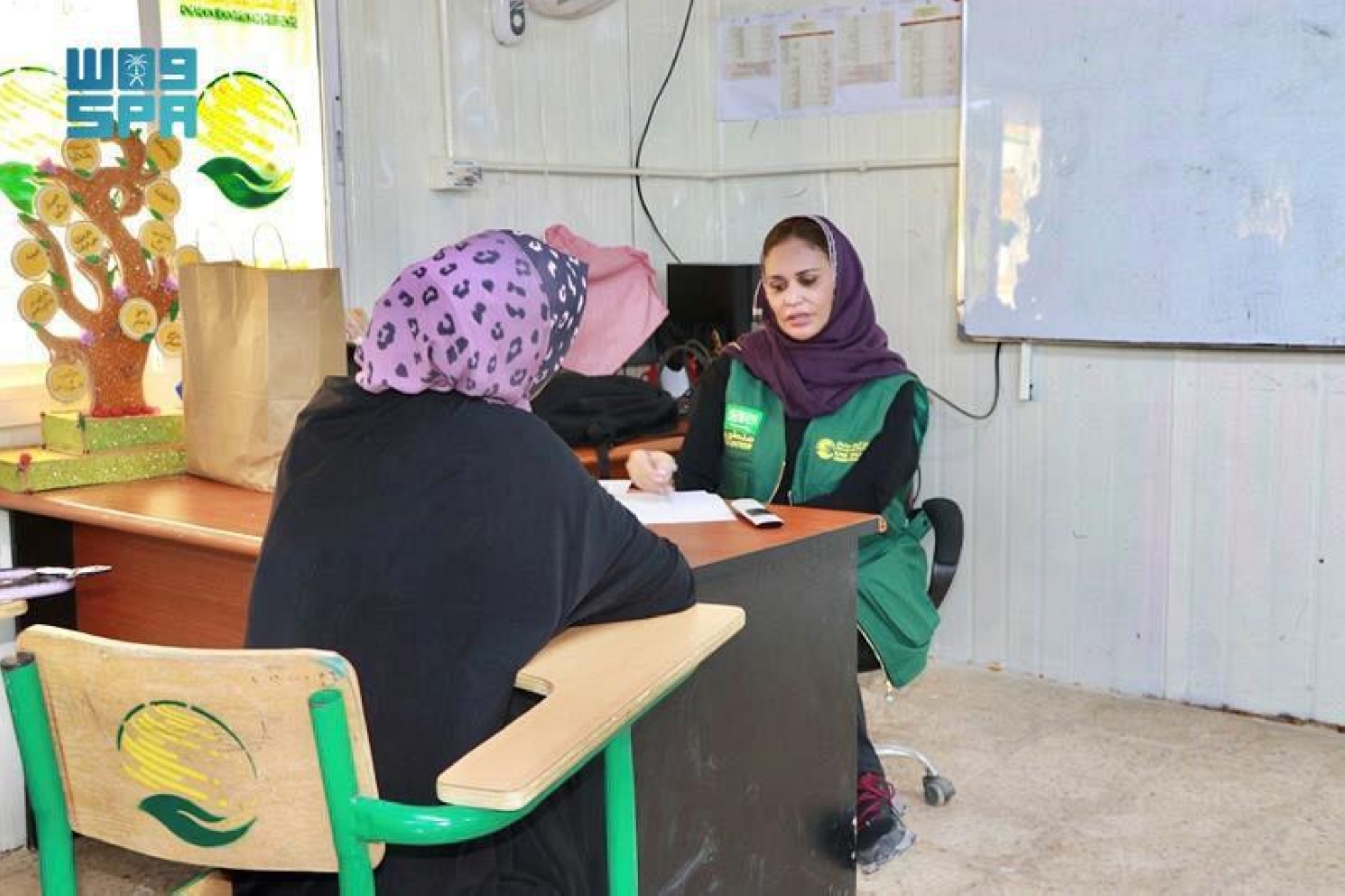 "سلمان للإغاثة".. تدريب في "الزعتري" وإغاثة في "فانواتو" وتمور "للجبل الأسود"