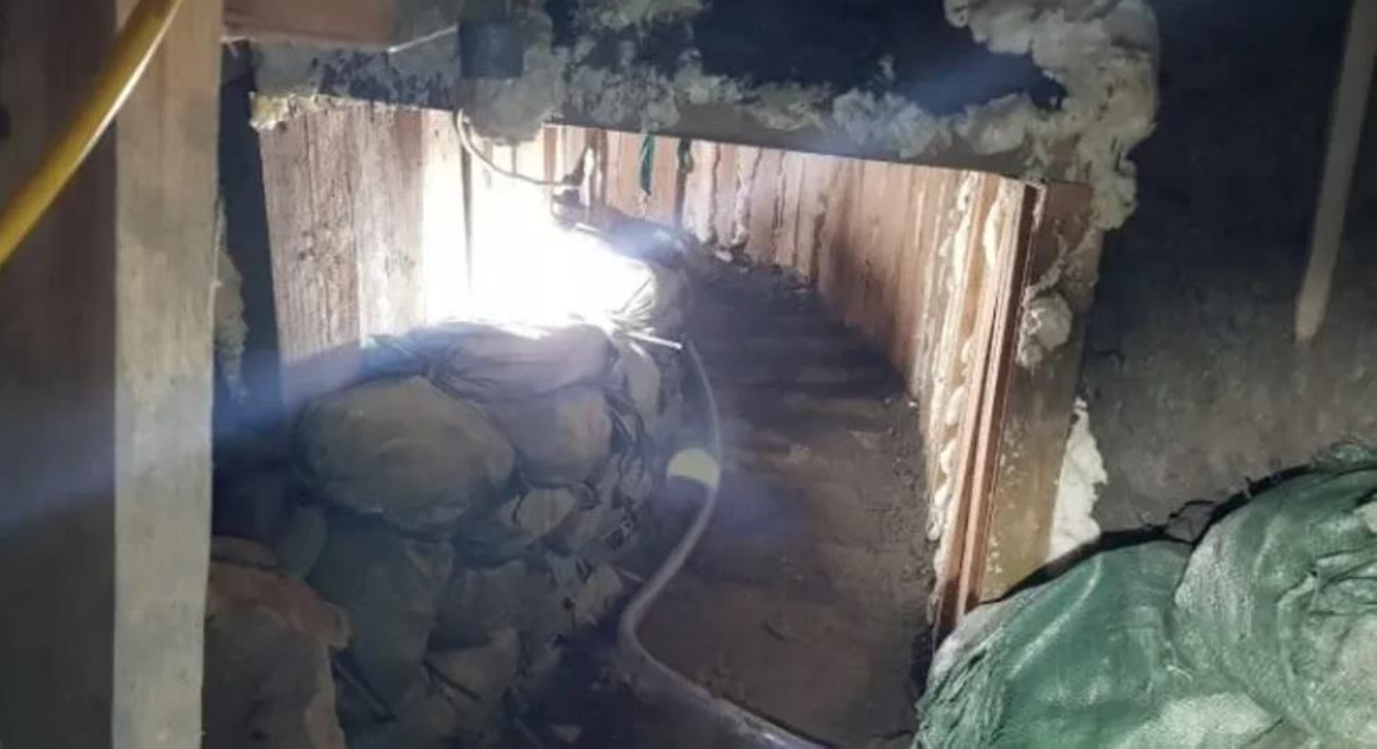 في واقعة غريبة.. عصابة تستأجر فندقاً لحفر نفق سري لسرقة النفط بكوريا