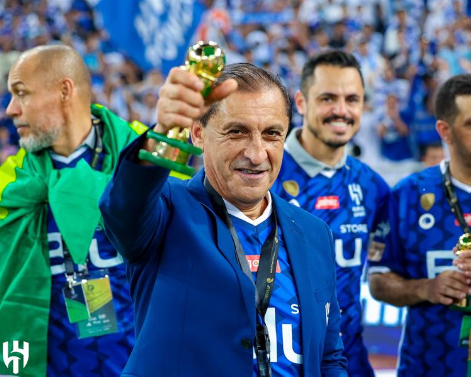 حديث الصحف العالمية على تتويج دياز بكأس الملك