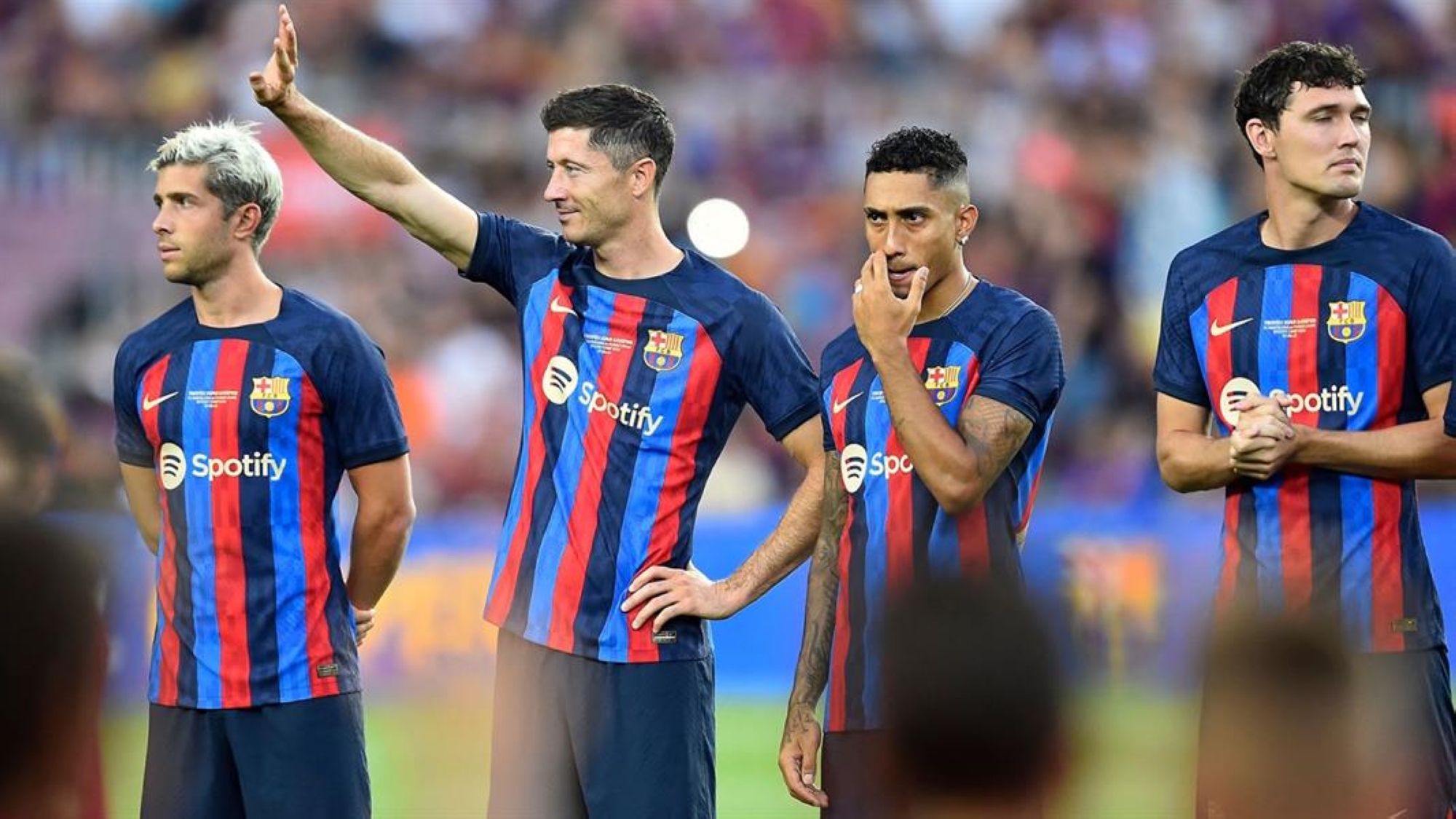 لابورتا: أتمنى تتويج برشلونة بالليجا في ملعب إسبانيول