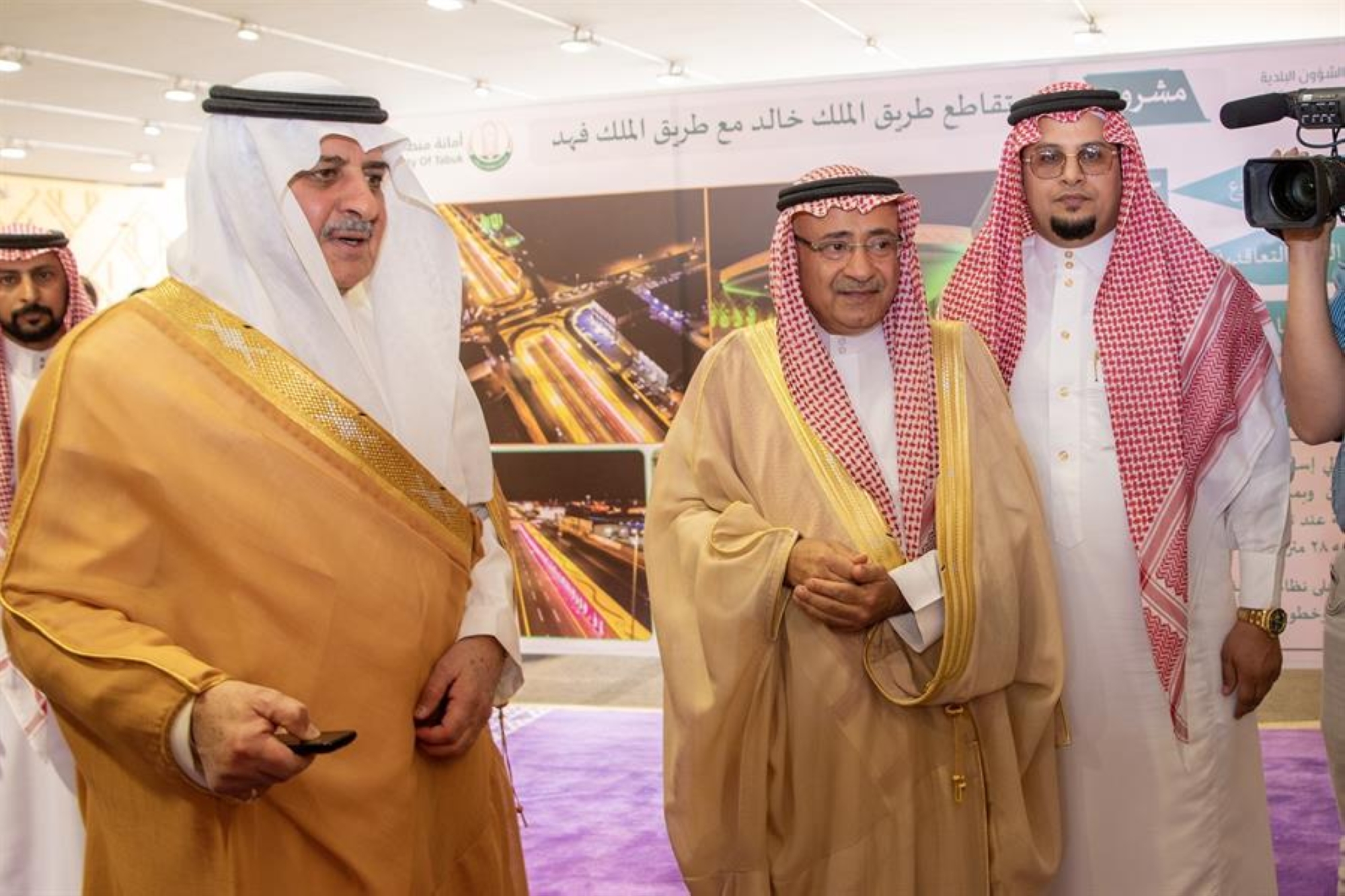 أمير تبوك: كل ما ينجز من مشروعات لراحة المواطن والمواطنة