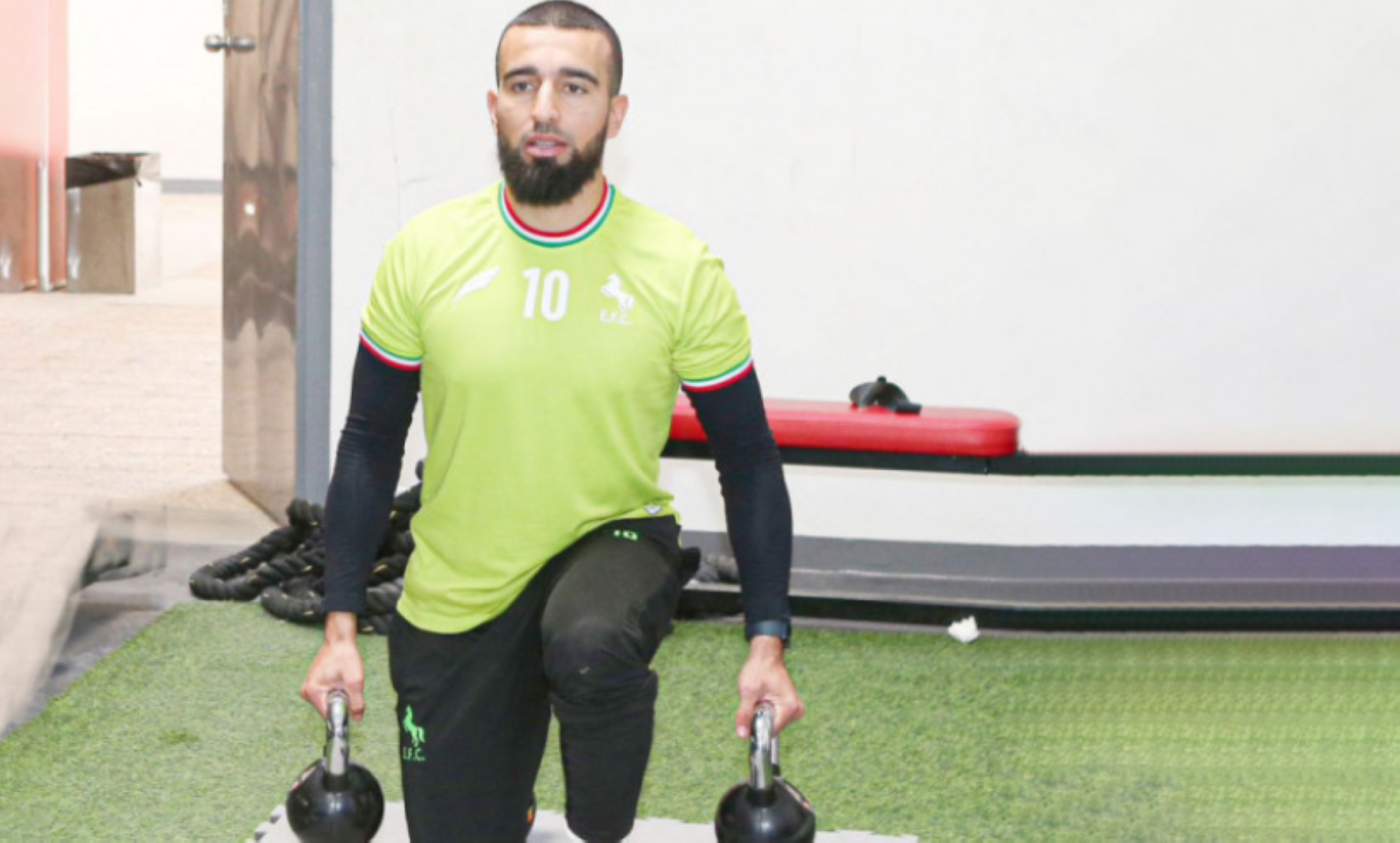 تجهيز "السليتي" لمواجهة الشباب بتمارين يومية