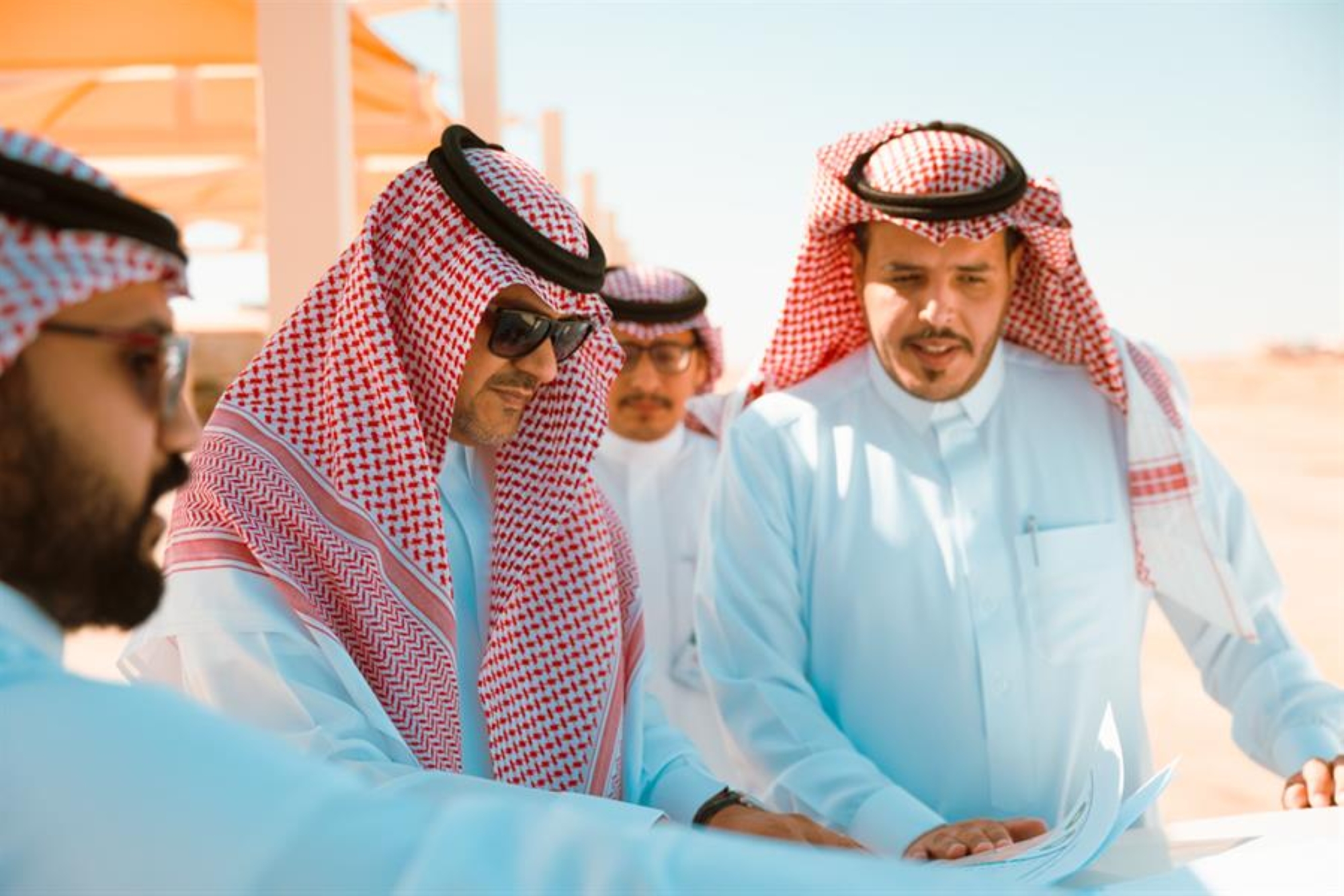 نائب وزير "البلدية والإسكان" يتفقَّد سير العمل في المشاريع السكنية بتبوك