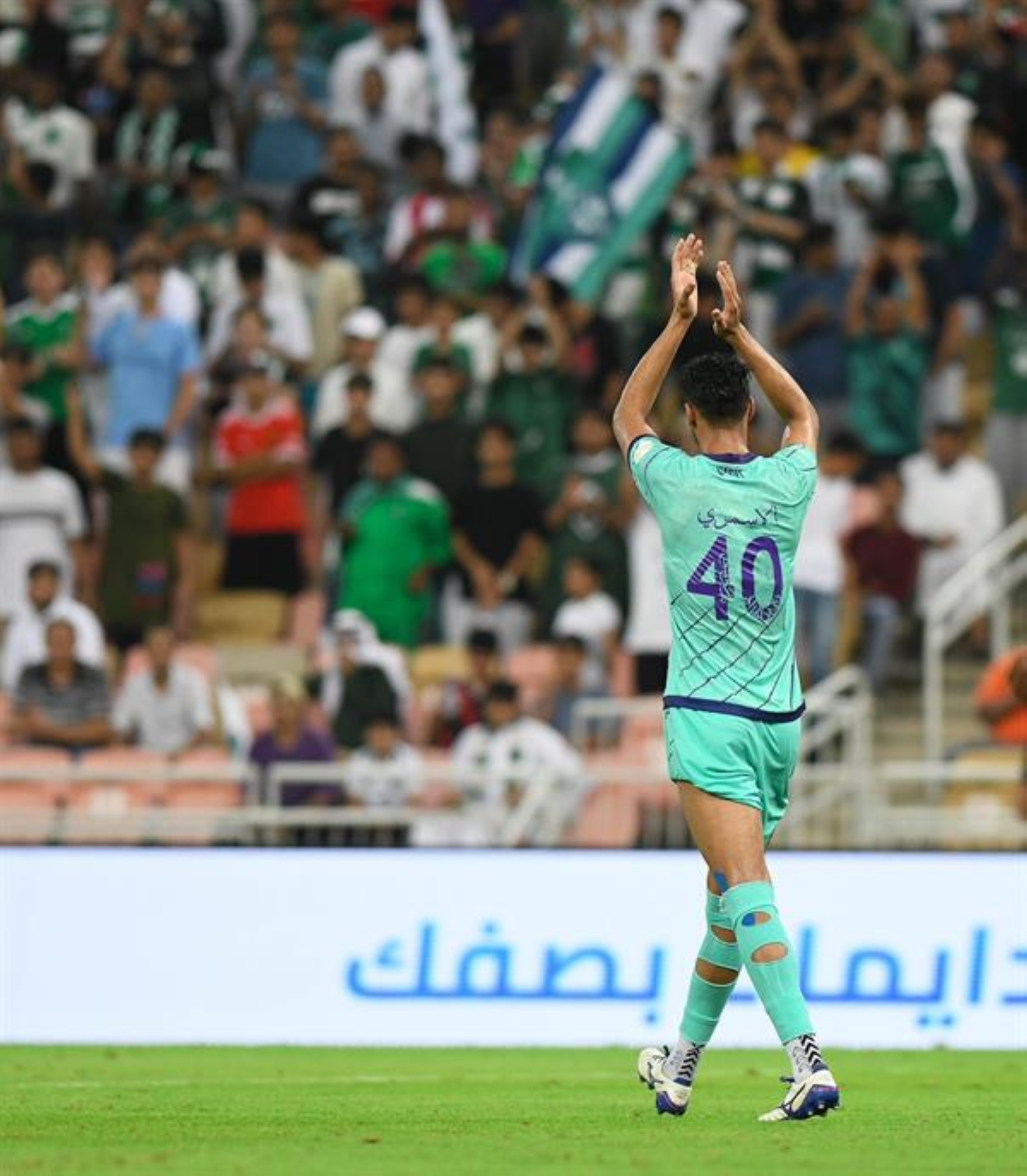 علي الأسمري لجماهير الأهلي: "عبر الزمان سنمضي معًا"
