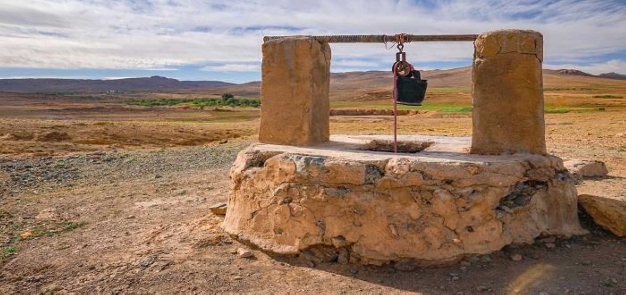 عدادات إلكترونية لآبار المزارع ترشد المياه الجوفية