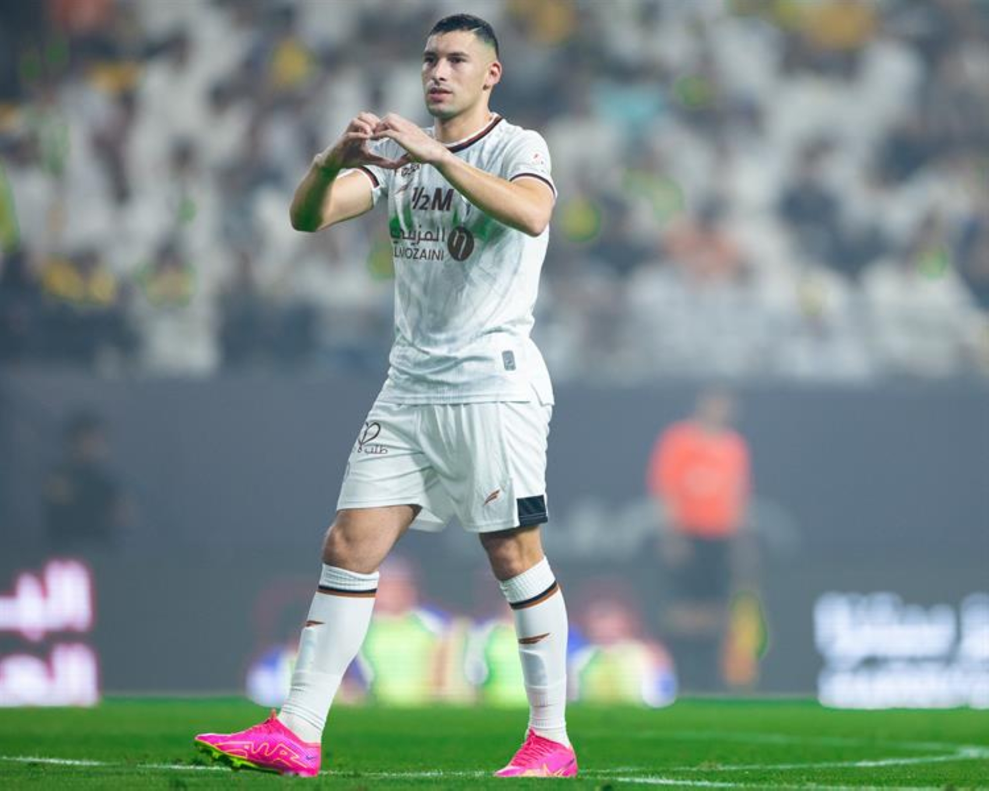 "الانضباط" تعلن إيقاف جوانكا 4 مباريات