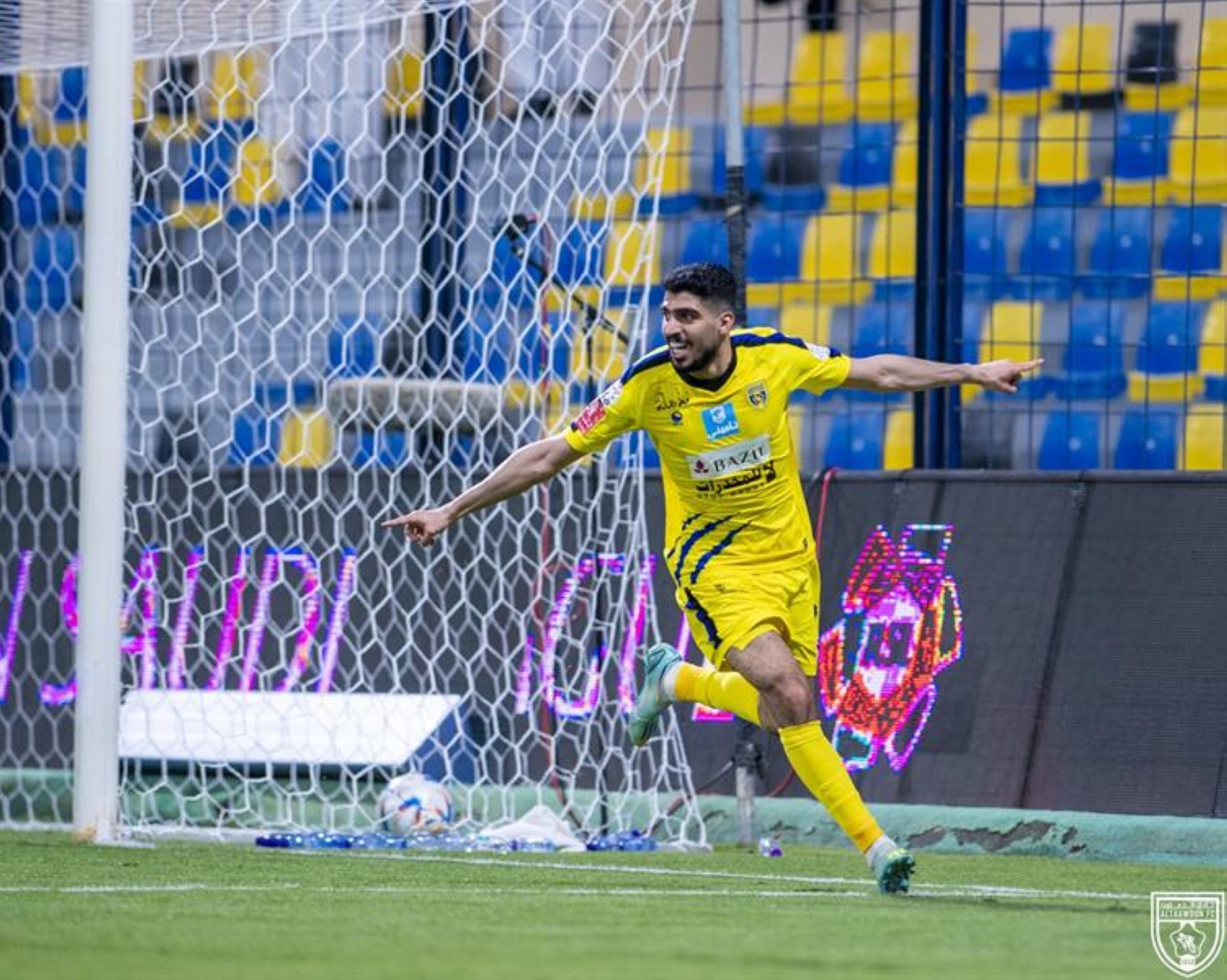 التعاون يعلن سبب غياب الرشيدي والعمري عن مباراة الشباب