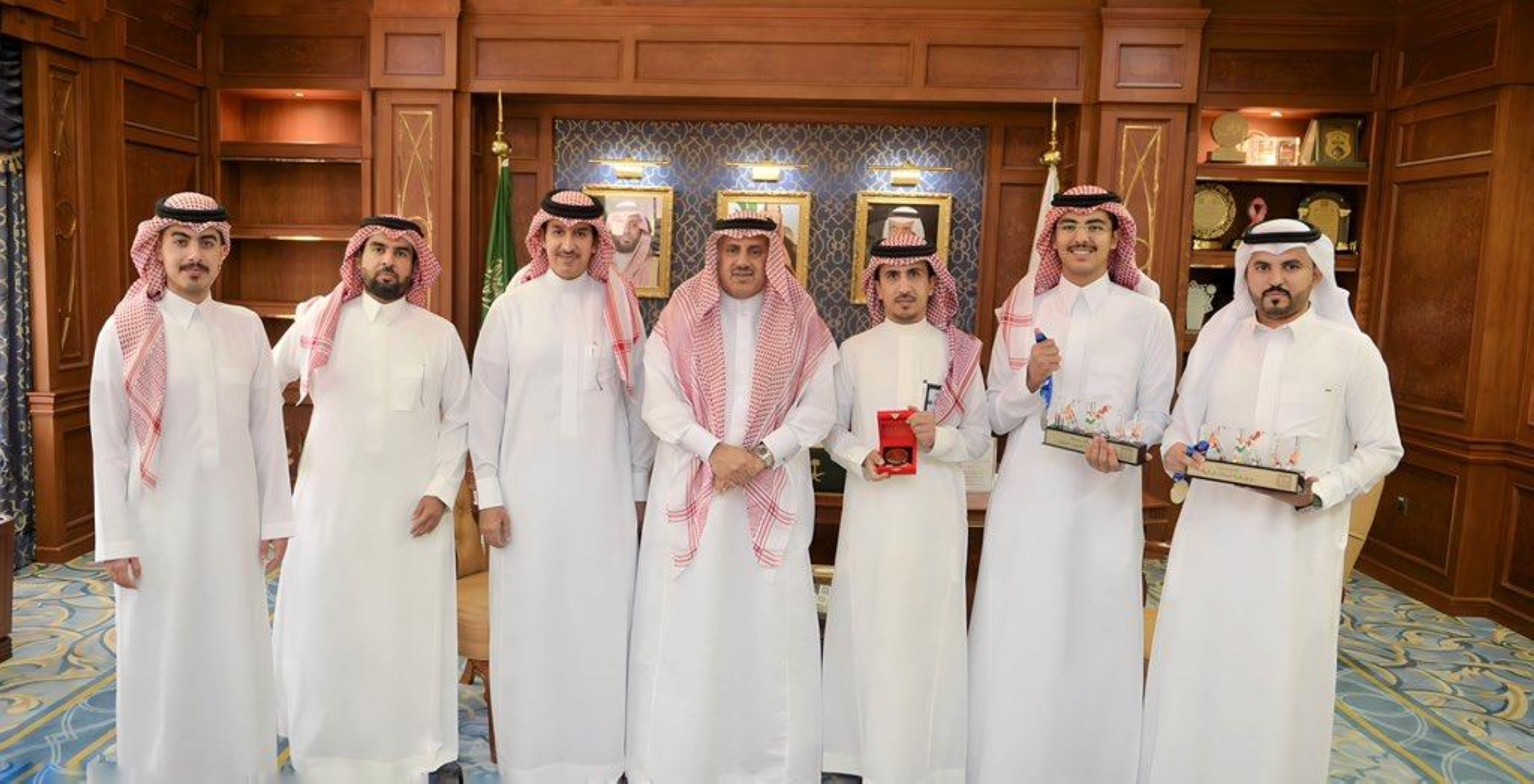 نجما معرض "آيتكس 2023" يُكرمان في جامعة الملك خالد