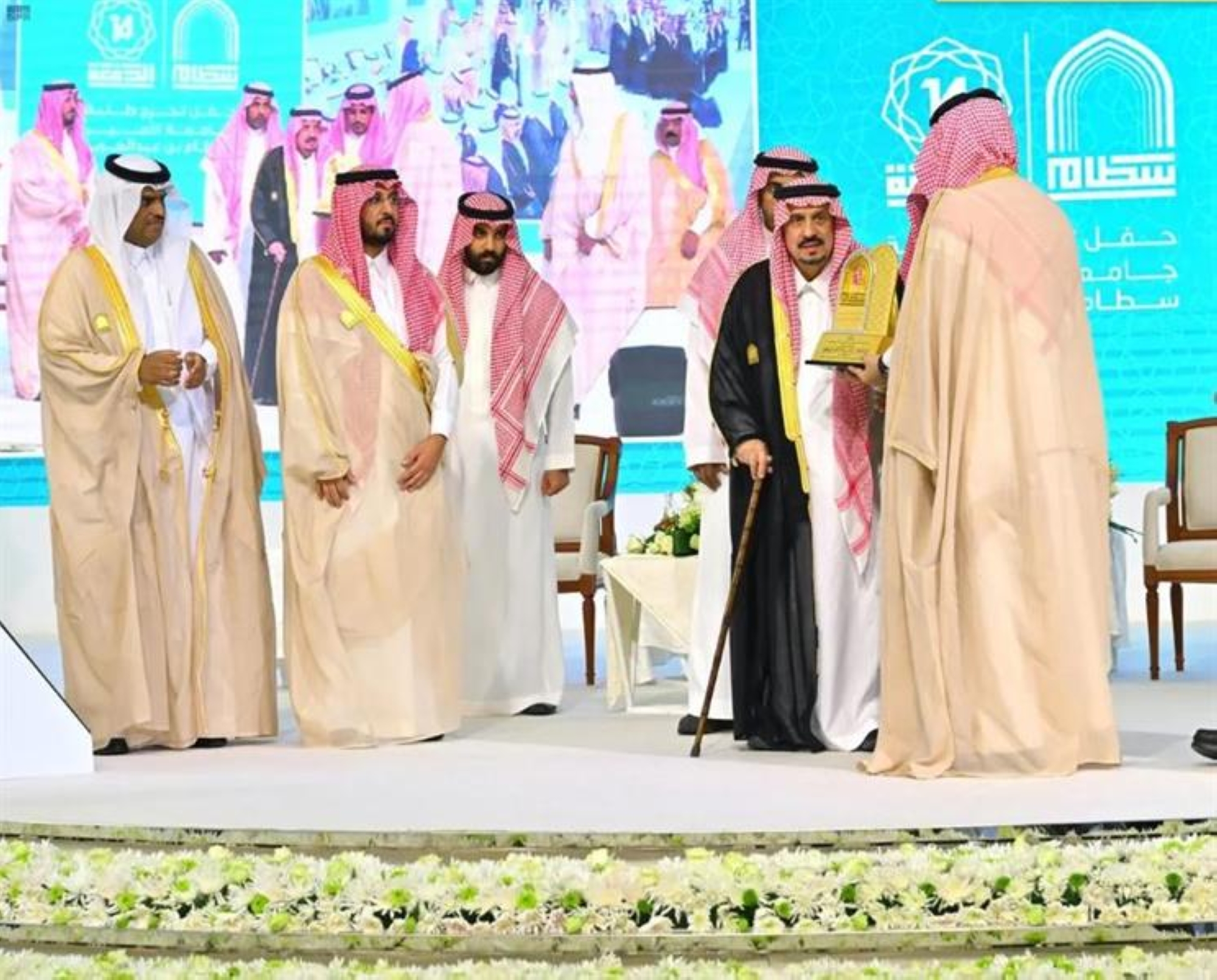 برعاية "أمير الرياض".. جامعة الأمير سطام تحتفي بتخريج طلابها