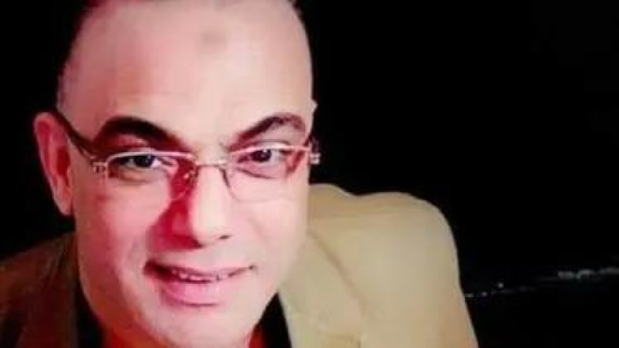 دهسه 3 مرات.. رجل أعمال يقتل حفيد فنان مصري بسبب "عتاب"