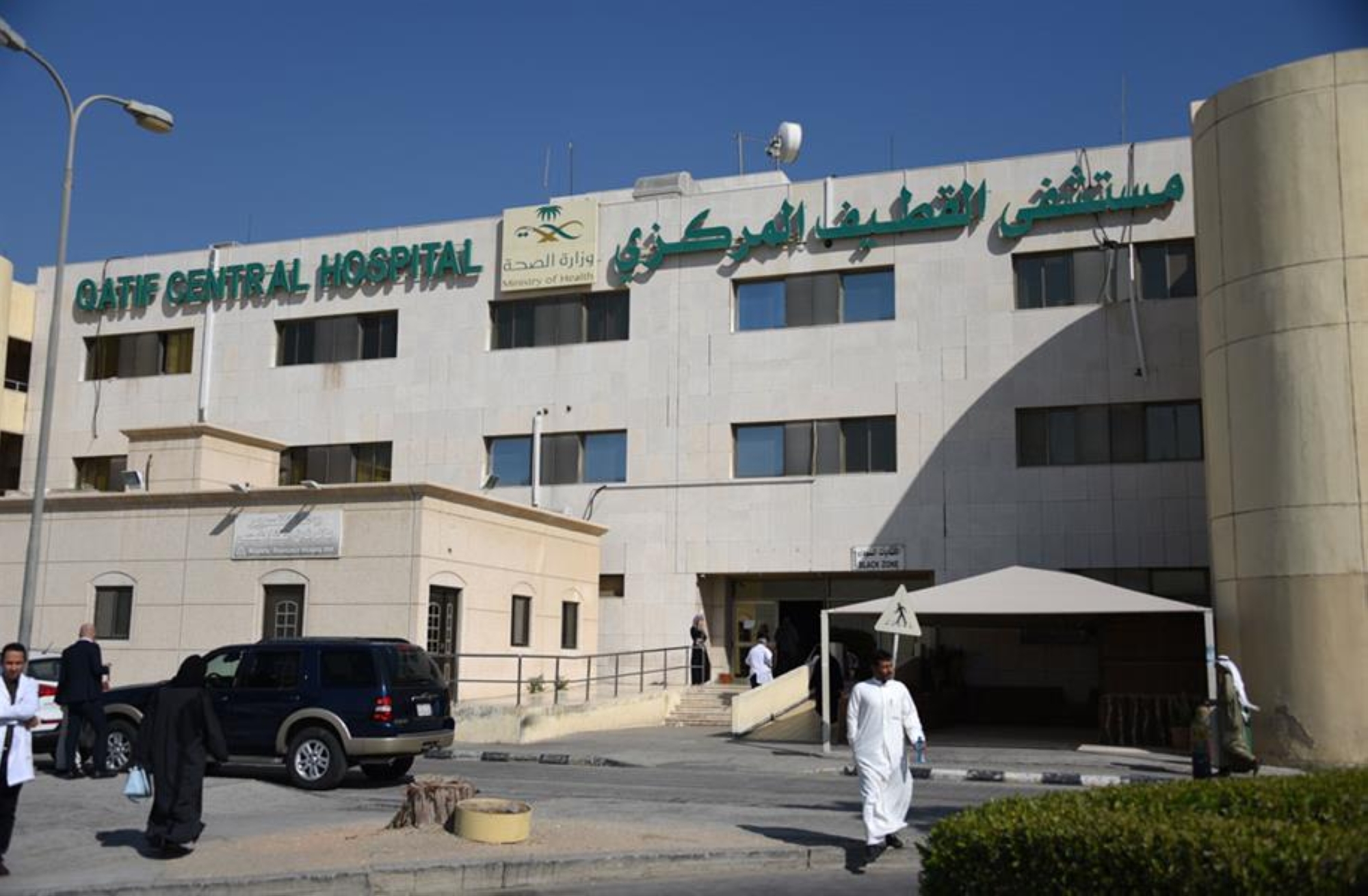 استمرت 3 ساعات.. جراحة نادرة لطفلة عمرها 5 أيام بـ"القطيف المركزي"