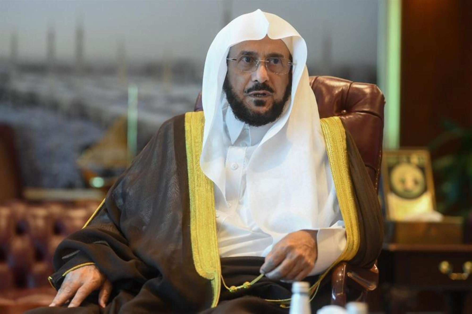 آل الشيخ لـ"المتراجعين": أعلنوا توبتكم عن أفكاركم المدمرة لـ"الملأ"