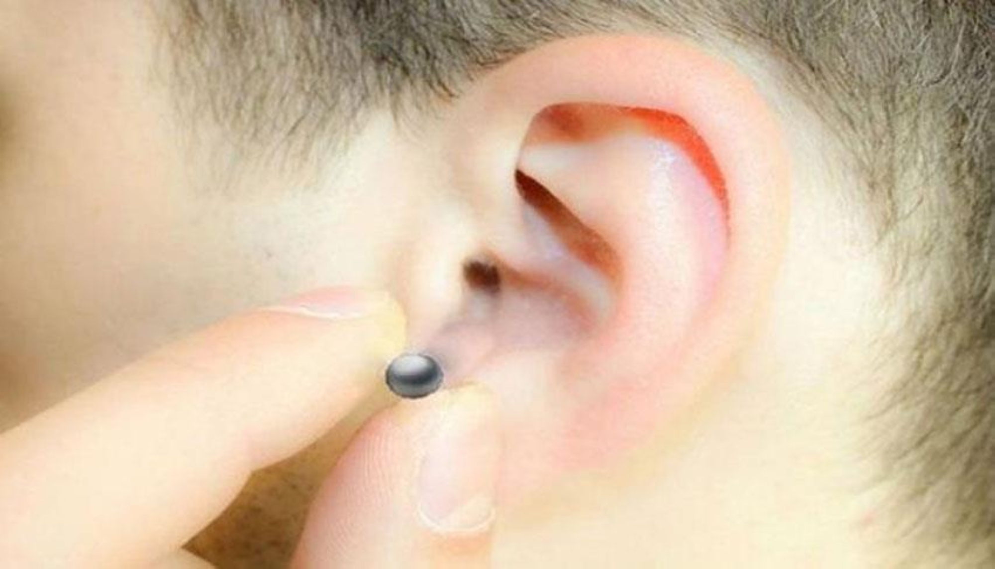 سماعة تدخل أذن طالب أثناء محاولته الغش بتونس
