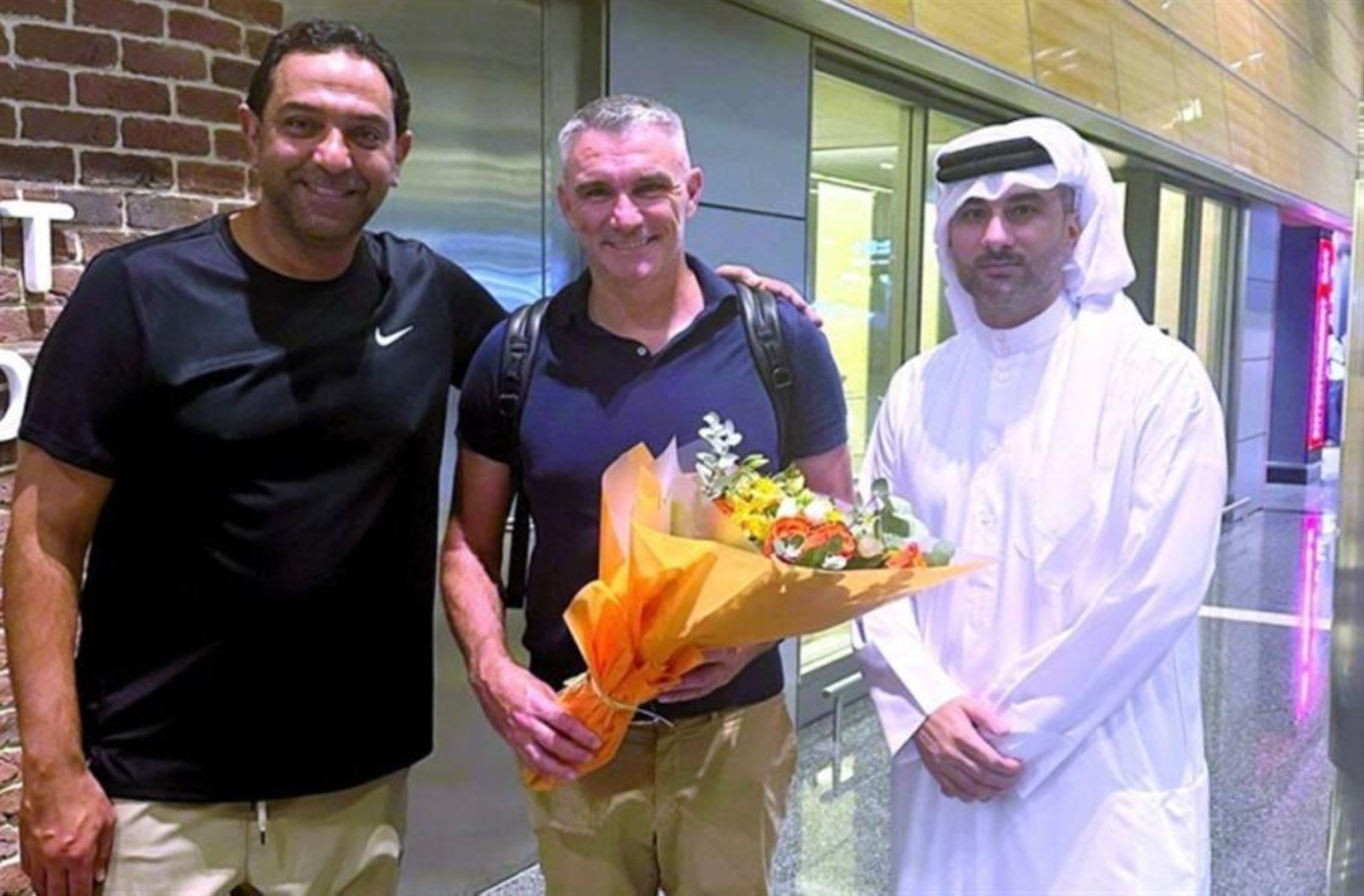 مدرب الاتفاق السابق يصل الدوحة لتدريب أم صلال القطري