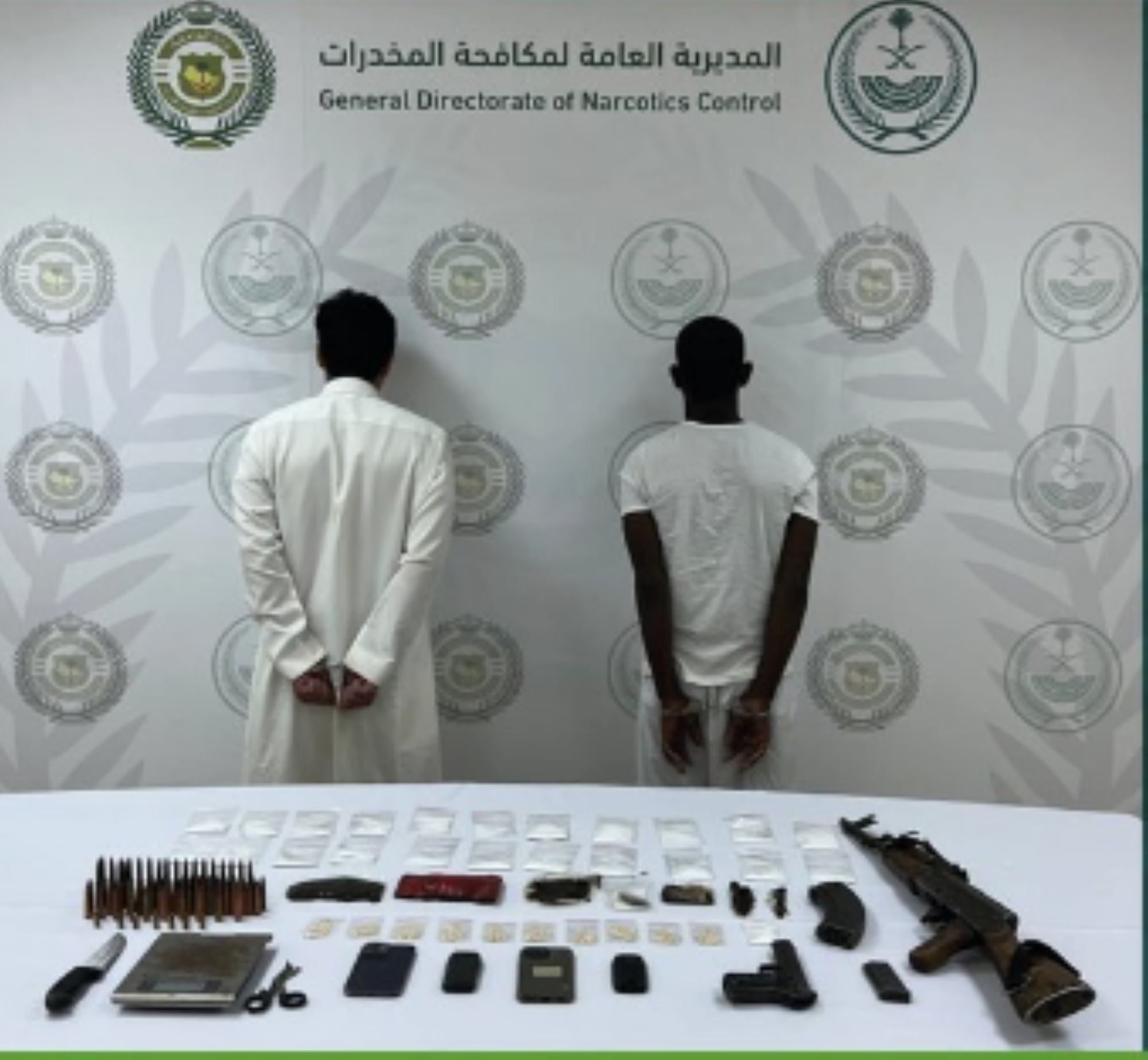 إحالة 4 أشخاص "للنيابة" لترويجهم مخدرات بحائل والرياض