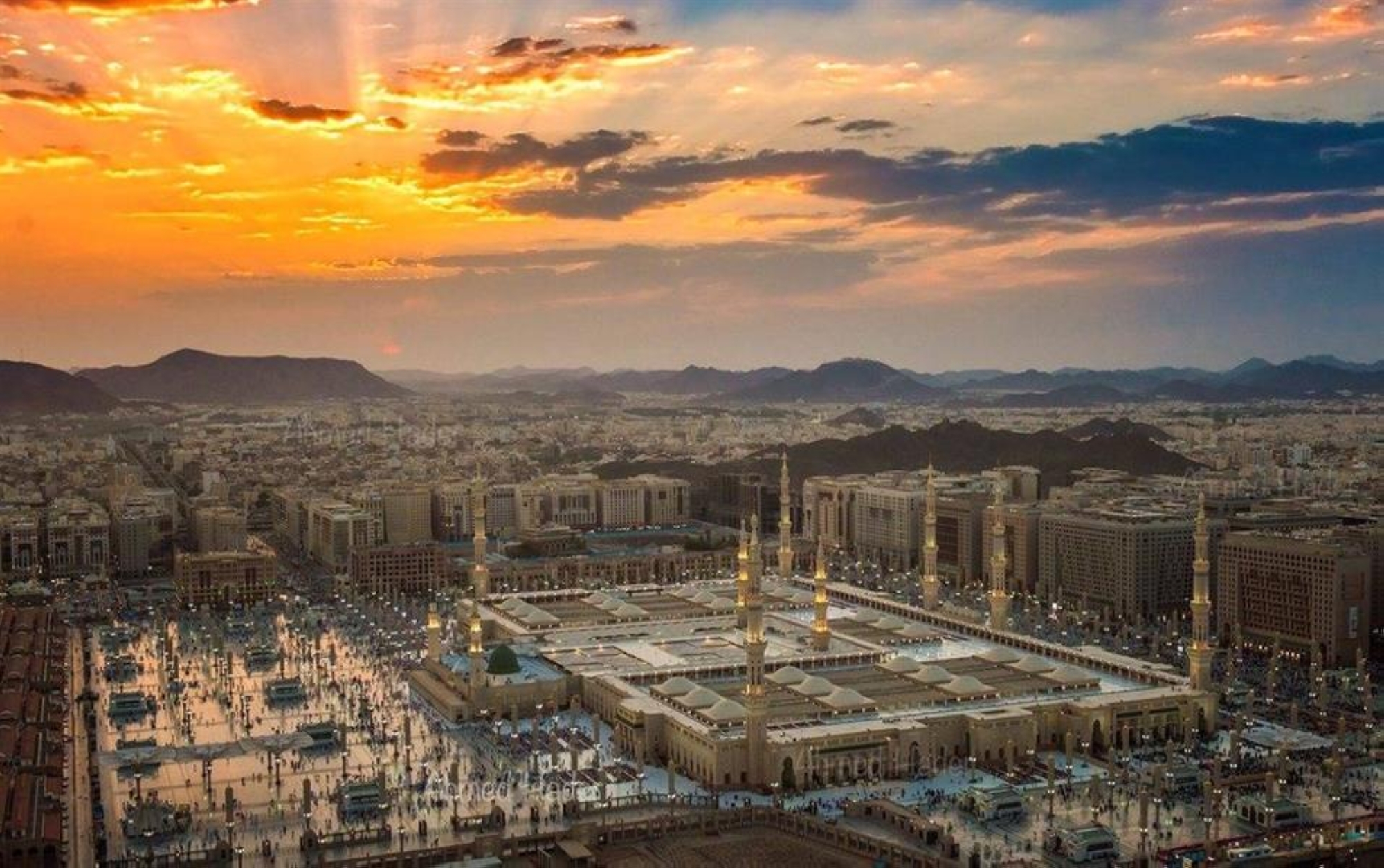 ربط كهرباء الحرم ضمن برنامج تعزيز المدن الكبرى بالمدينة المنورة