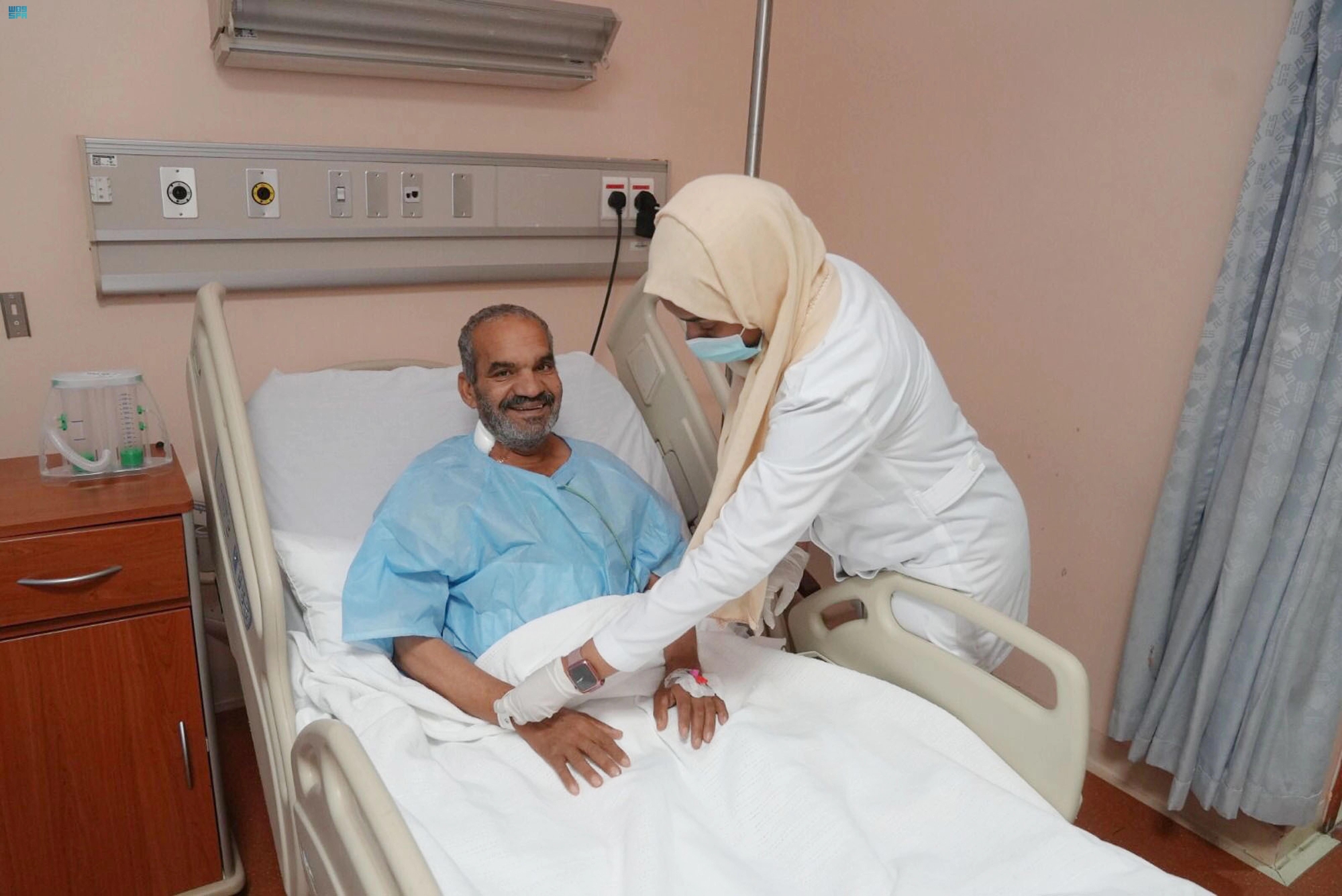 عملية "قلب مفتوح" تنقذ حياة "إيراني"