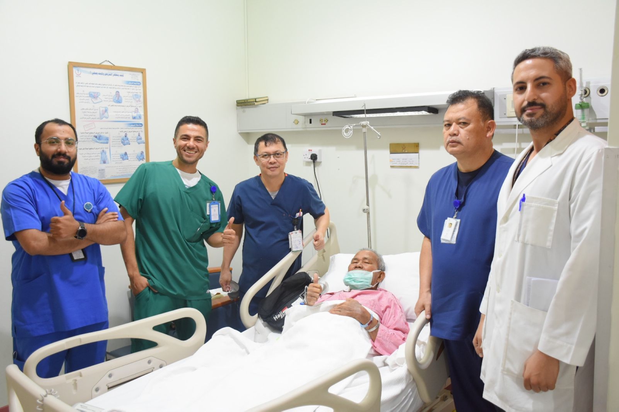 إنقاذ حاج إندونيسي بعد "انفجار معدته"