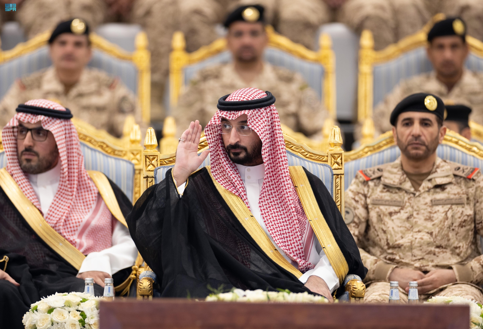 عبد الله بن بندر يتفقد جاهزية "الحرس" بالحج