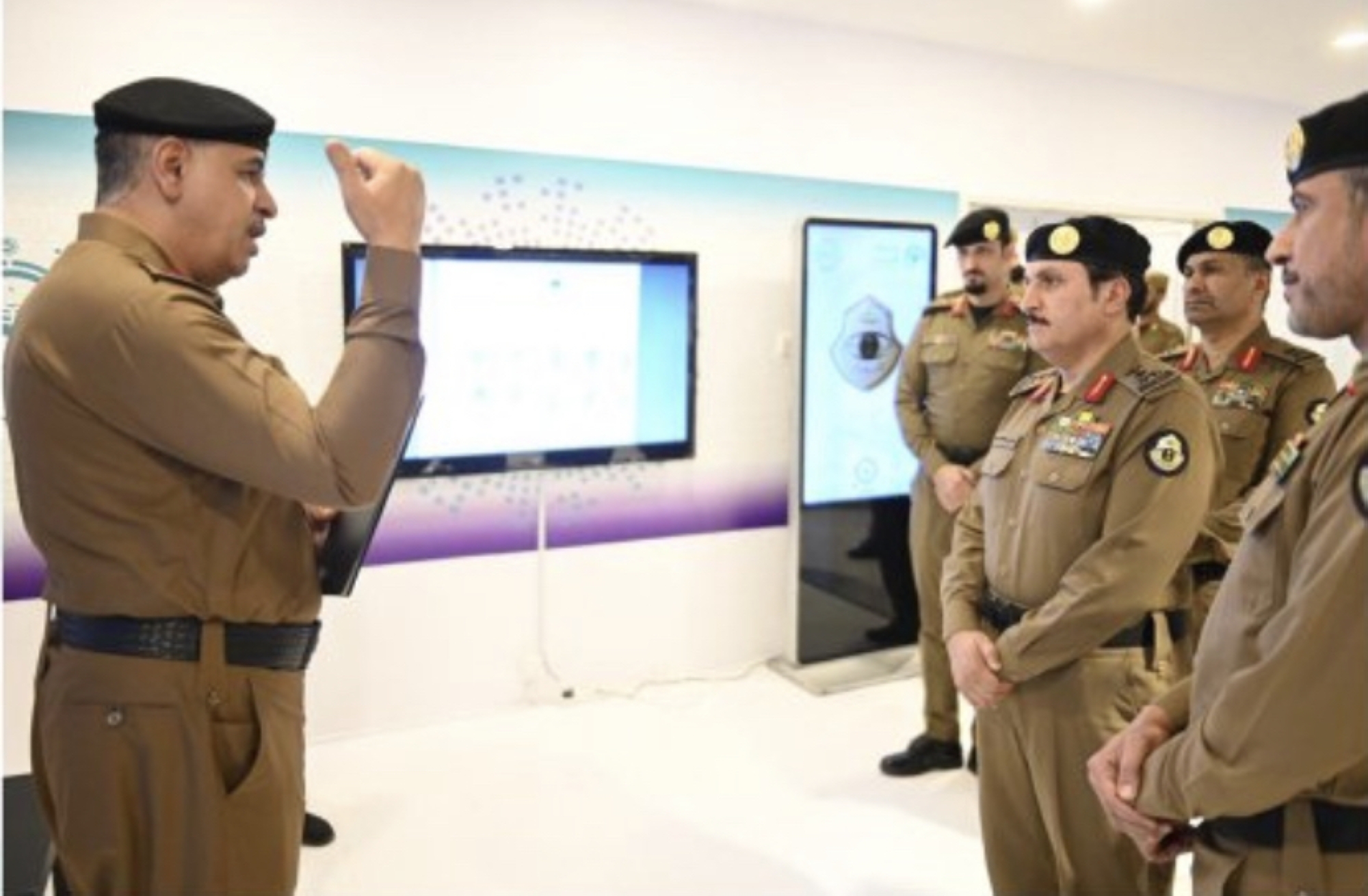 "البسامي" يُراجع خطط مركز البهيتة بالطائف