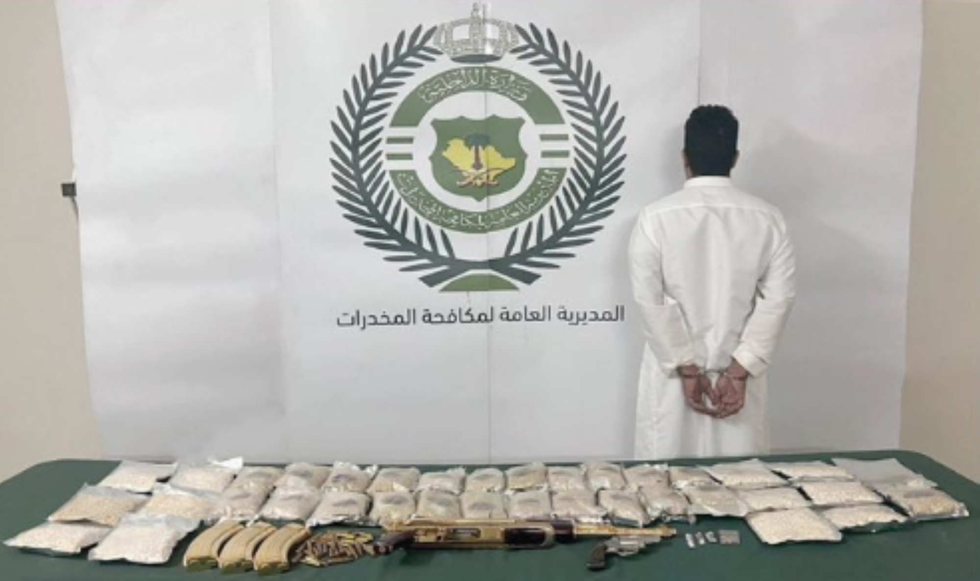 إحباط ترويج "67 ألف" قرص مخدر بالرياض
