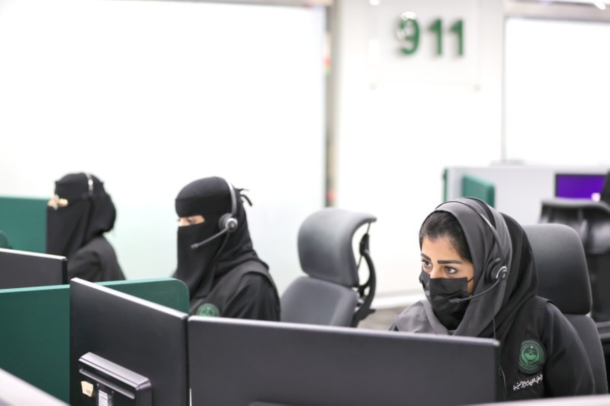 "2.8 مليون" اتصال لـ"طوارئ 911" بشهر