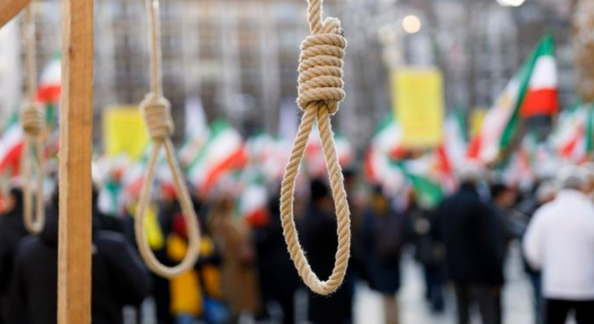 "إيران": إعدام 3 مدانين بـ"الاغتصاب"