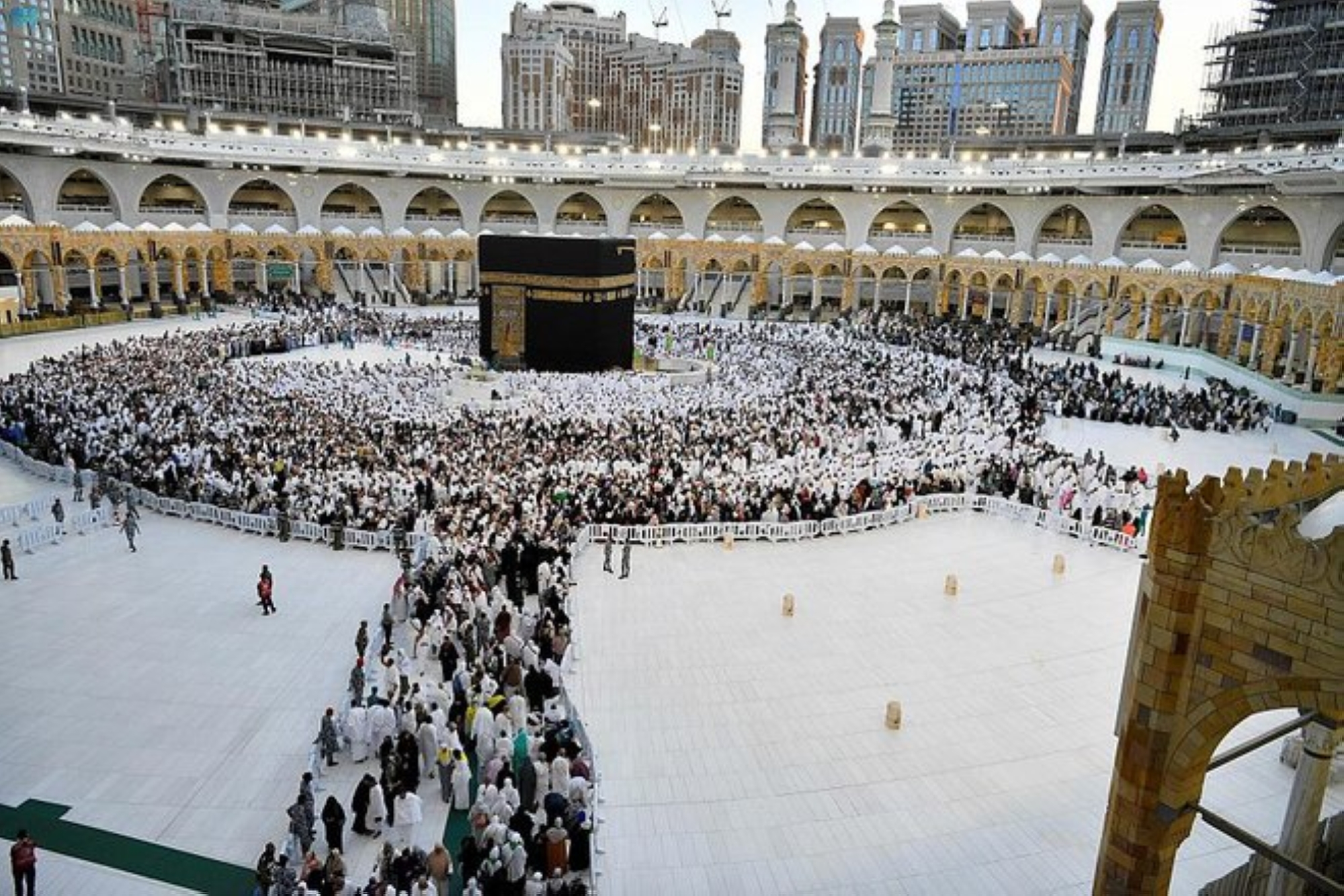 بدء "عُمرة" المواطنين والمقيمين والخليجيين