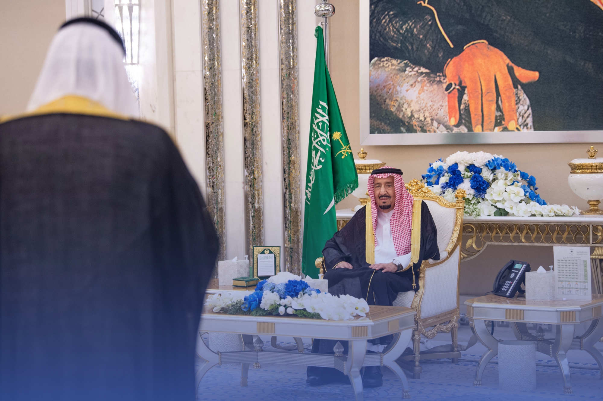 سفراء يؤدون القسم أمام الملك
