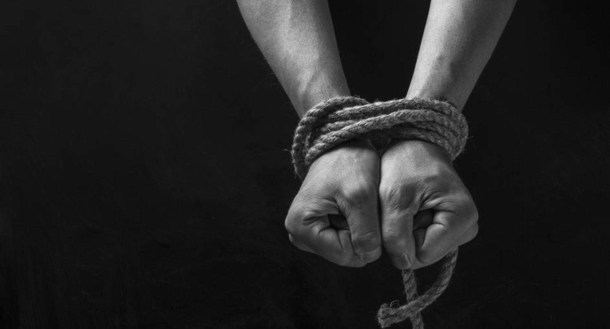 القبض على روسي اختطف امرأة 14 عاماً