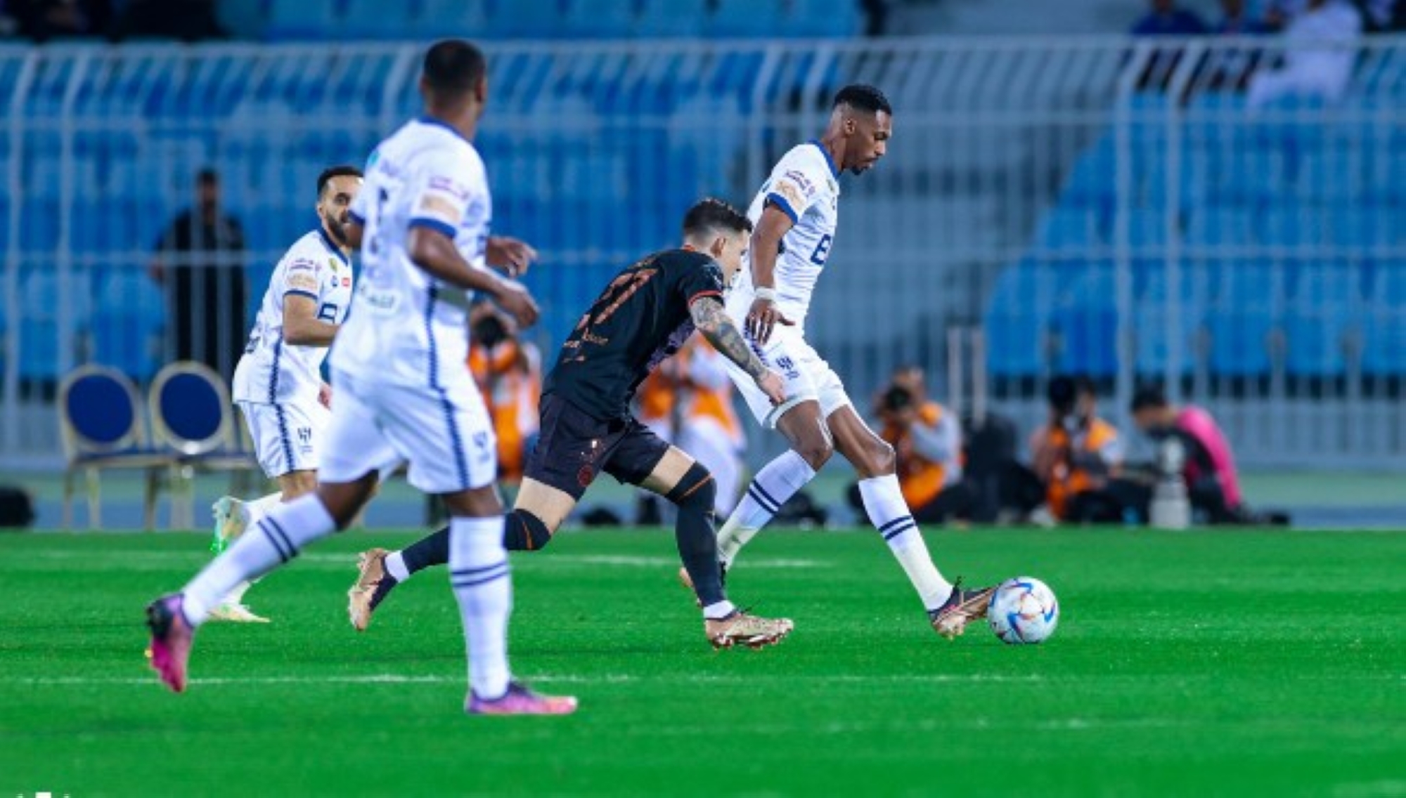 مواجهة عربية وحيدة.. تاريخ مواجهات الهلال والشباب