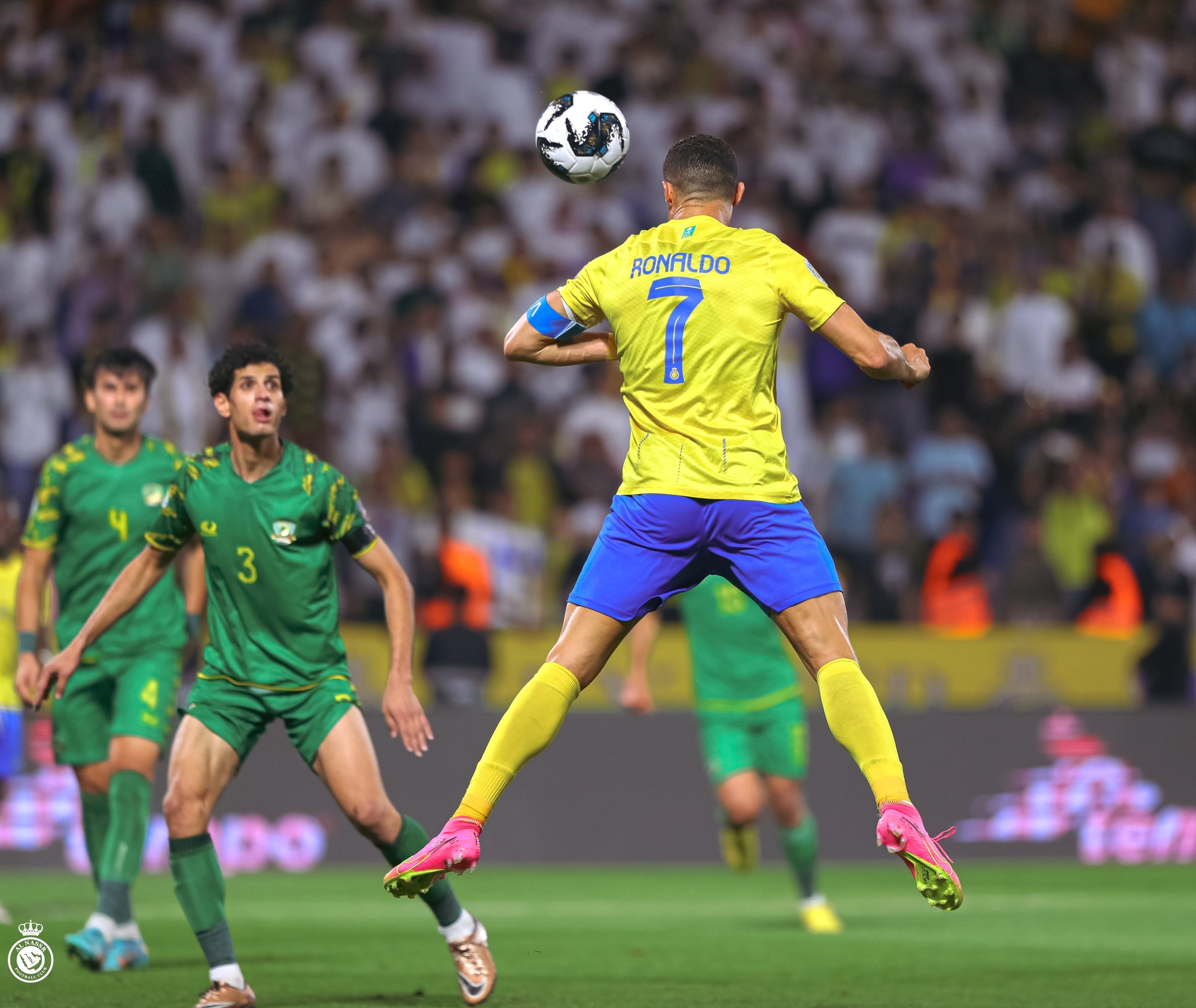 رونالدو يقود تشكيل النصر لمواجهة الهلال