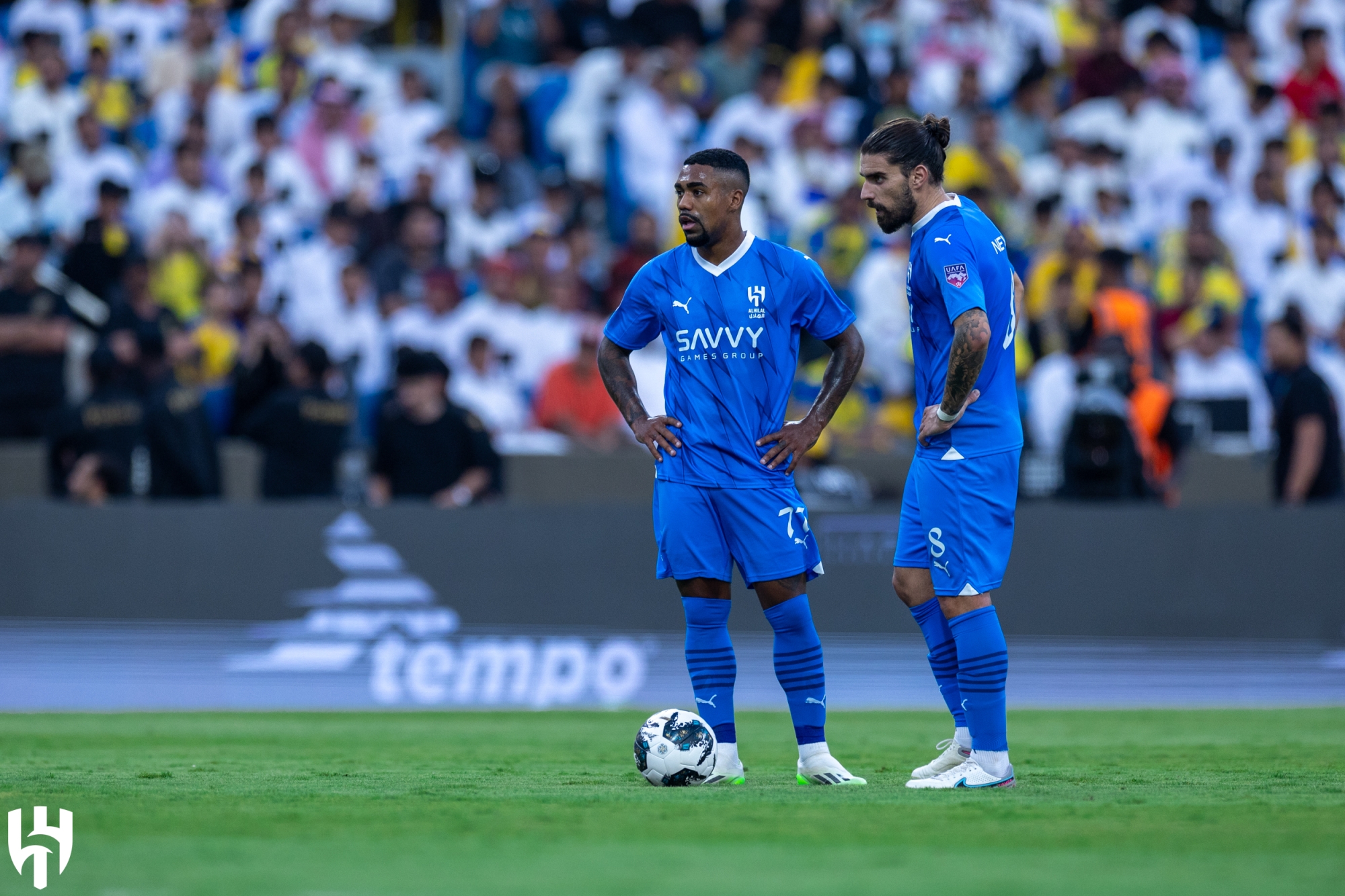 هل تسببت أزمة المهاجم في ضياع اللقب العربي من الهلال؟