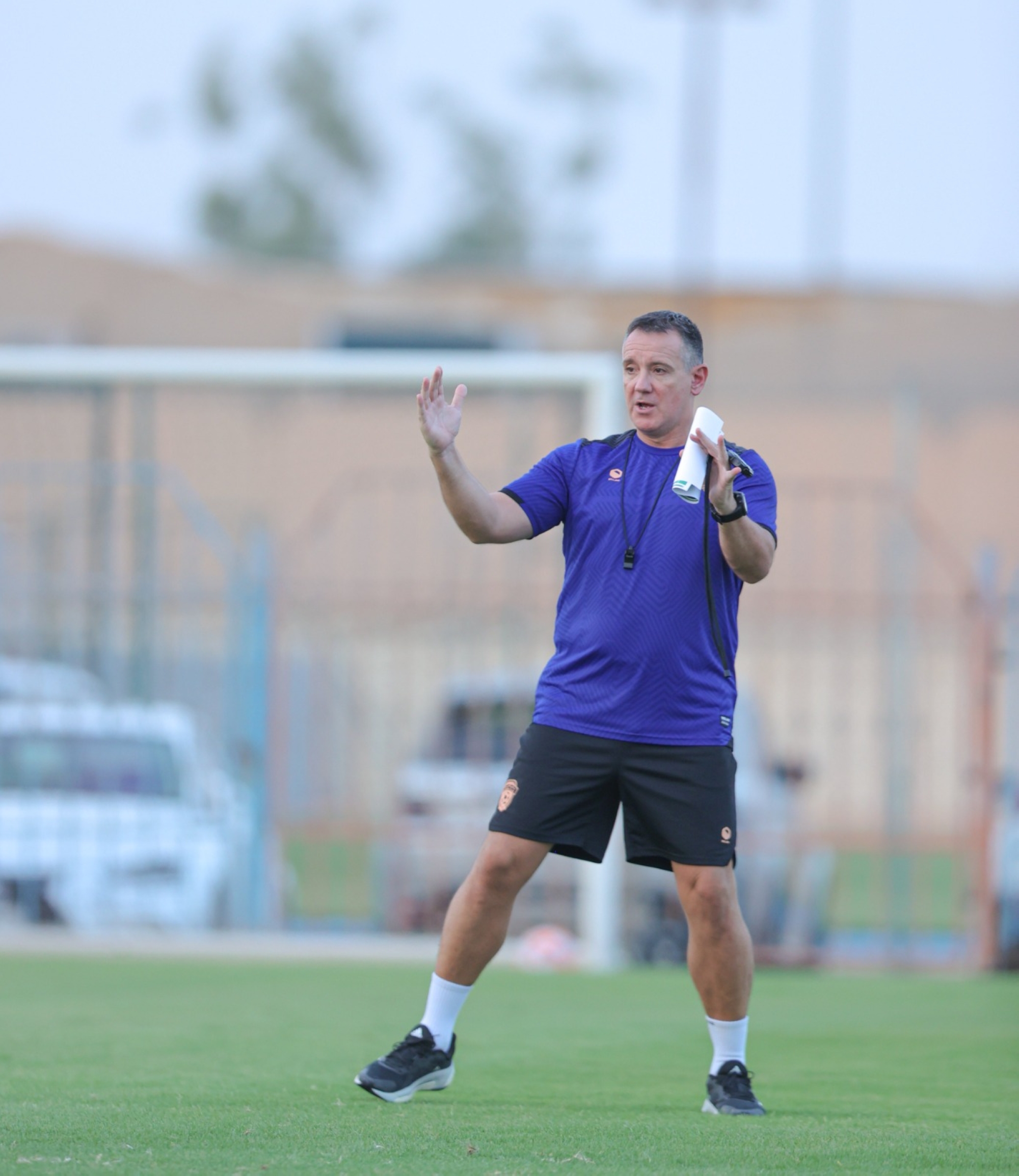 رازوفيتش يعلن تشكيل الفيحاء في مواجهة الهلال