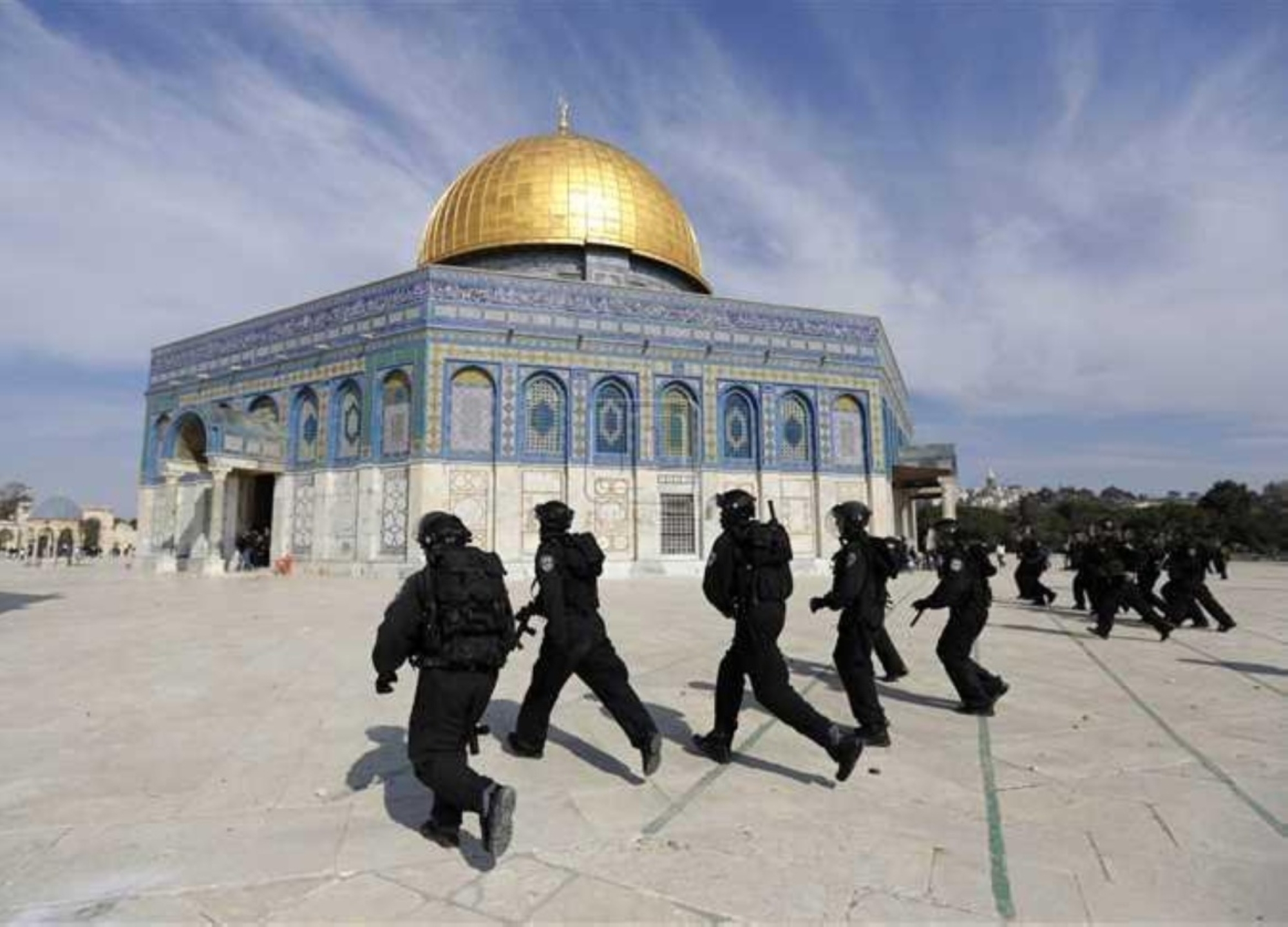"الإسلامي" يطالب بالحفاظ على مواقع "القدس"