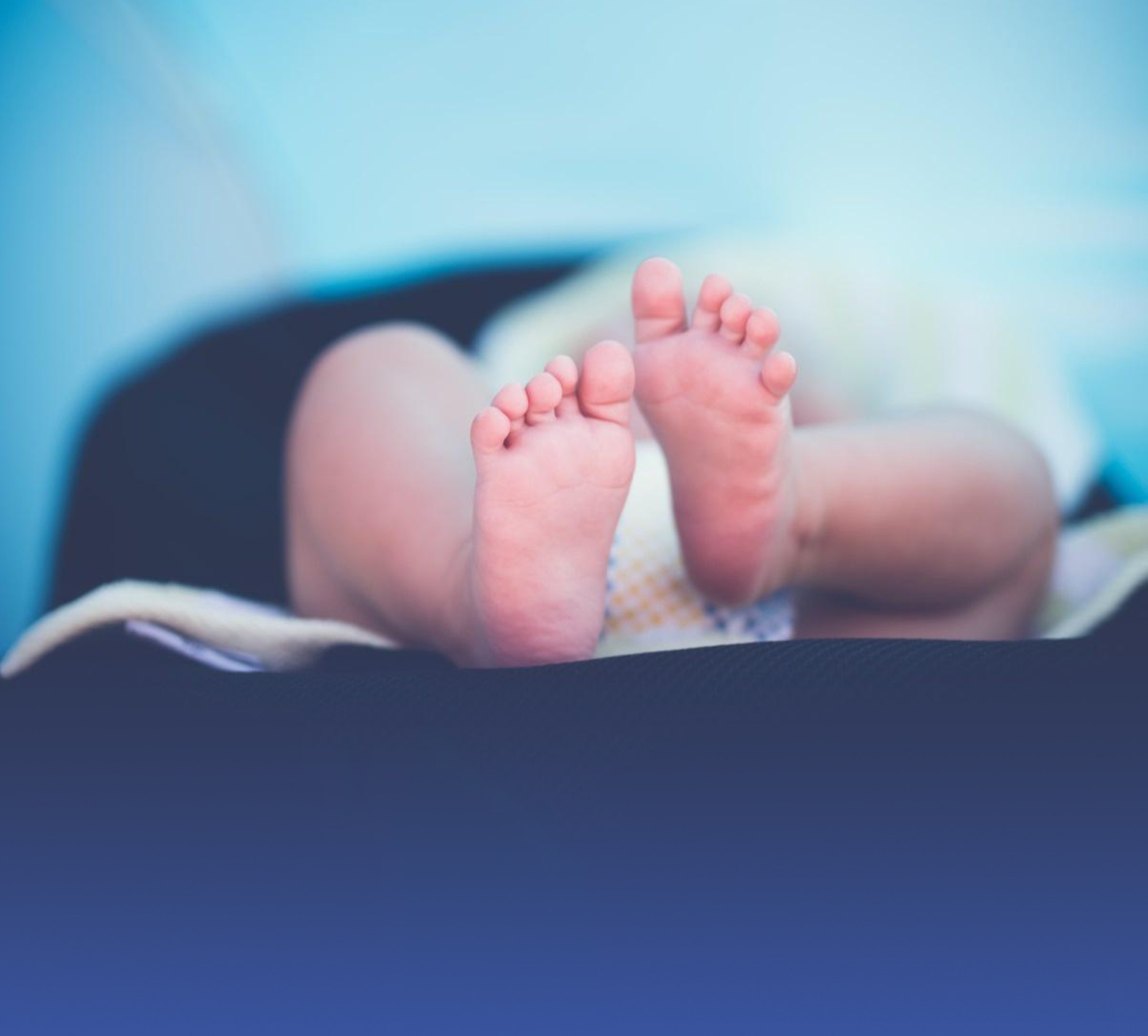 طالبة عراقية تضع مولودها بقاعة الامتحان