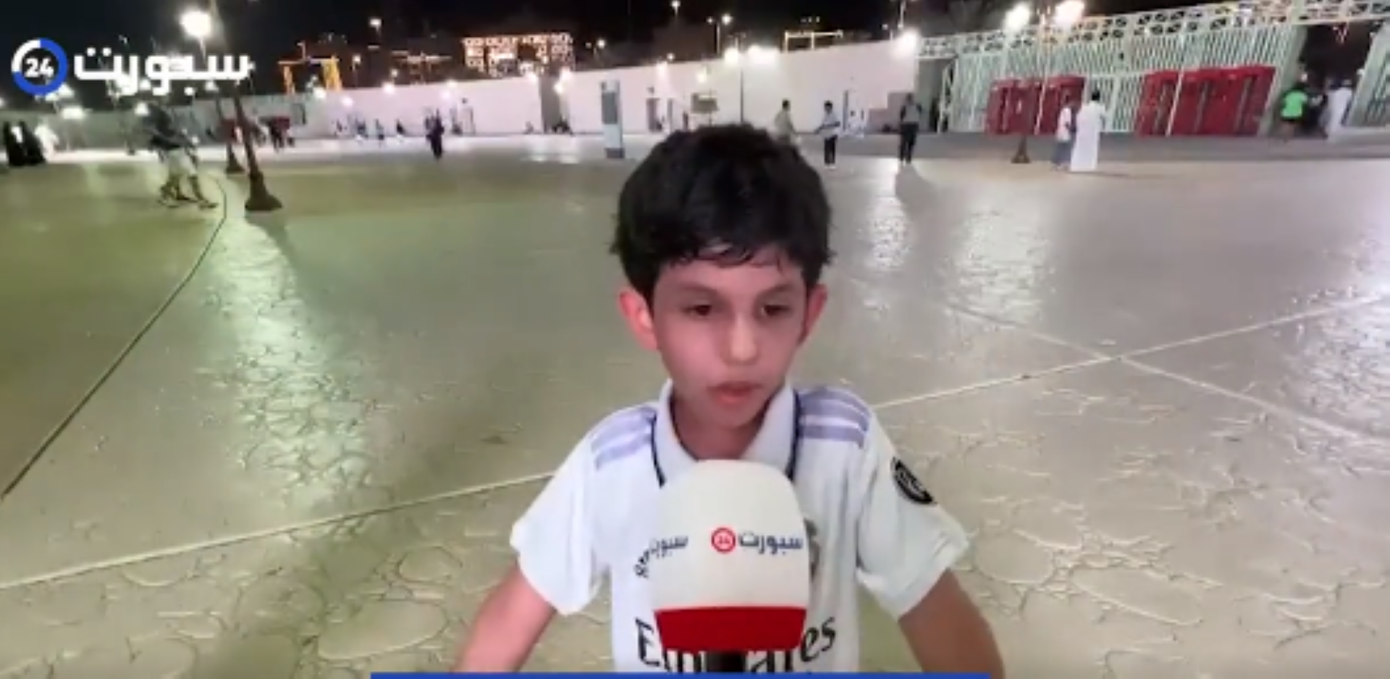 "طفل أهلاوي" يختصر حرقة جماهير "الملكي"
